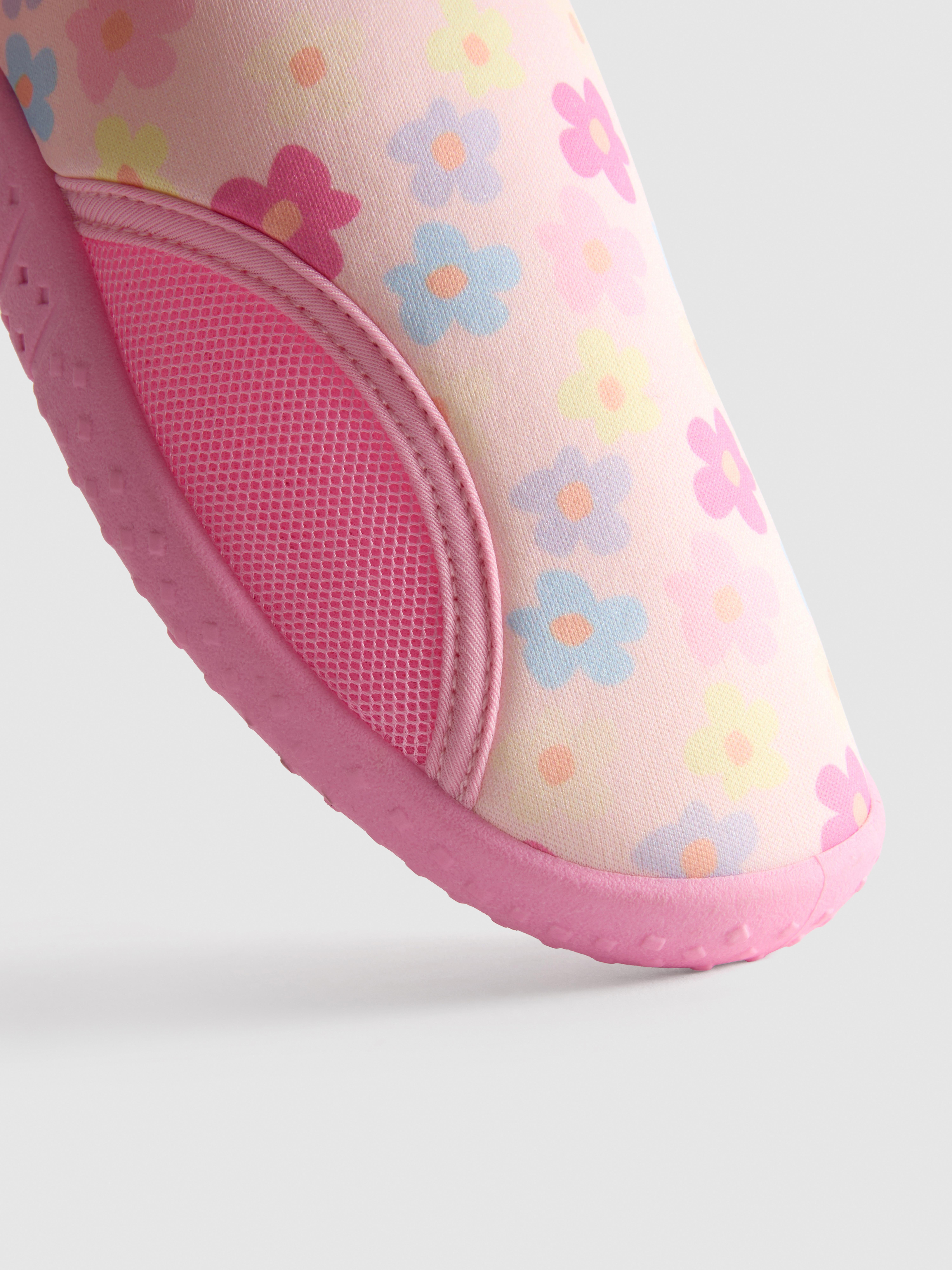 Swim Shoes