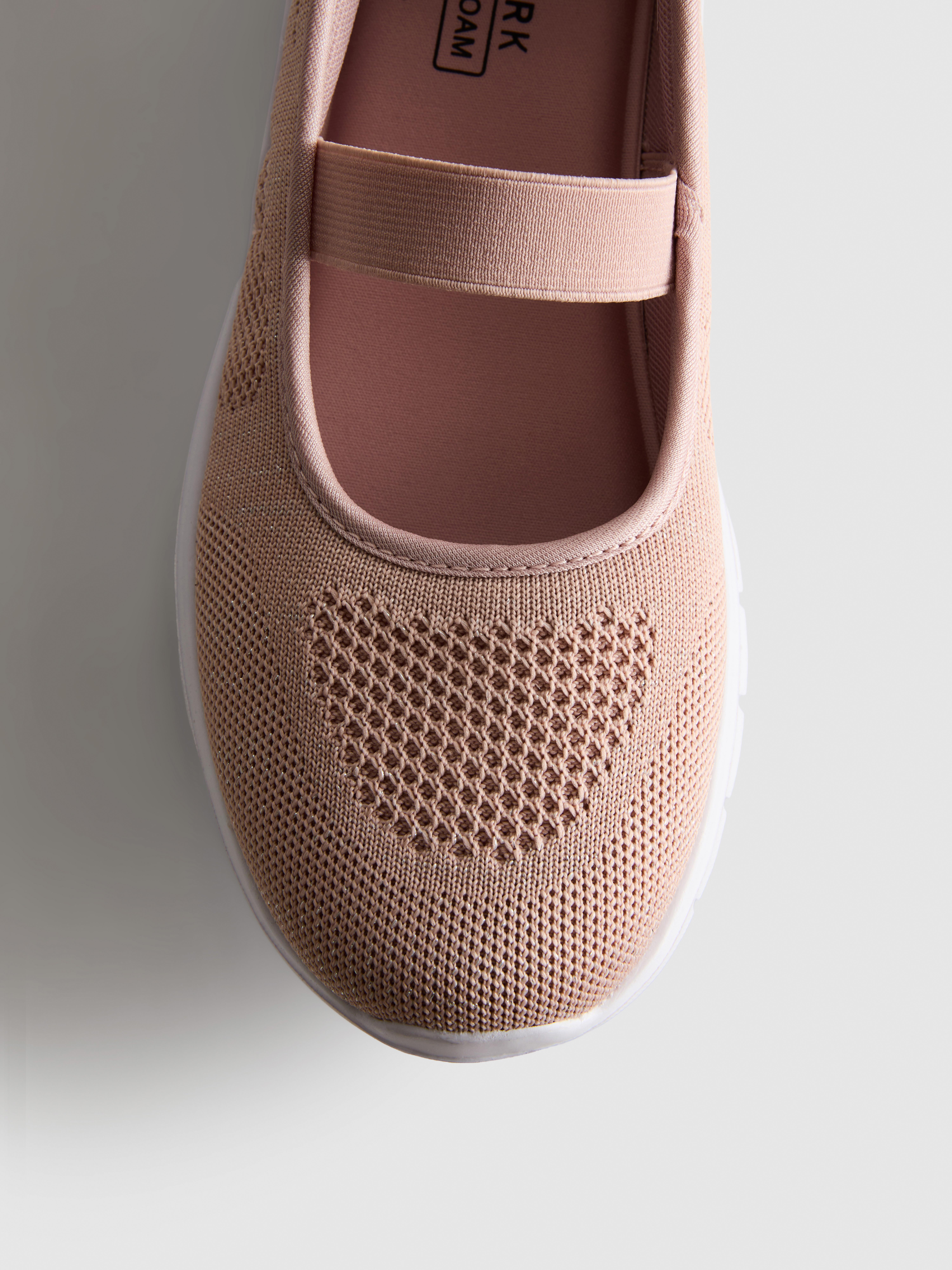 Bailarinas tipo zapatilla sin cordones