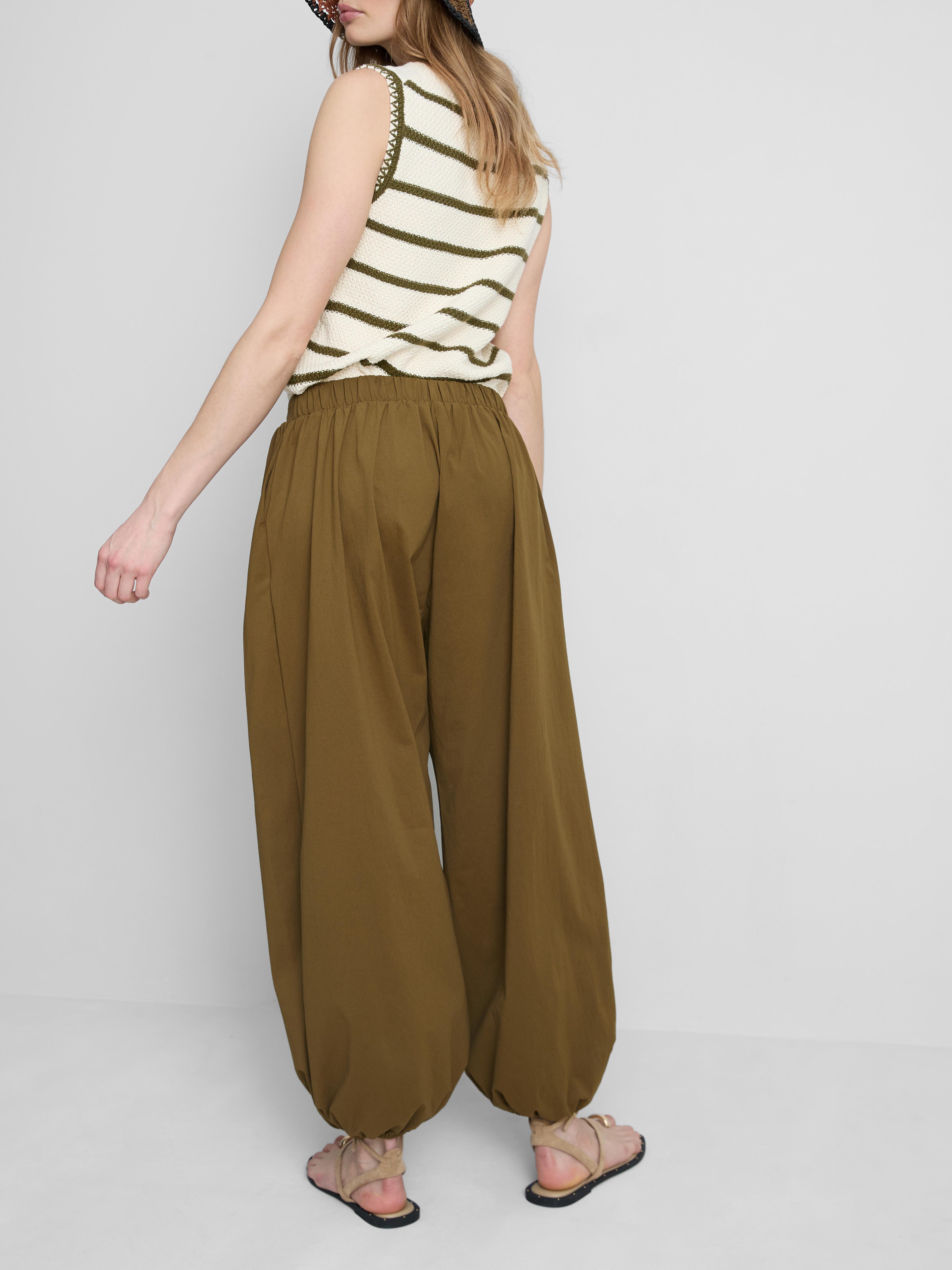 Mid Rise Tech Hareem Pants