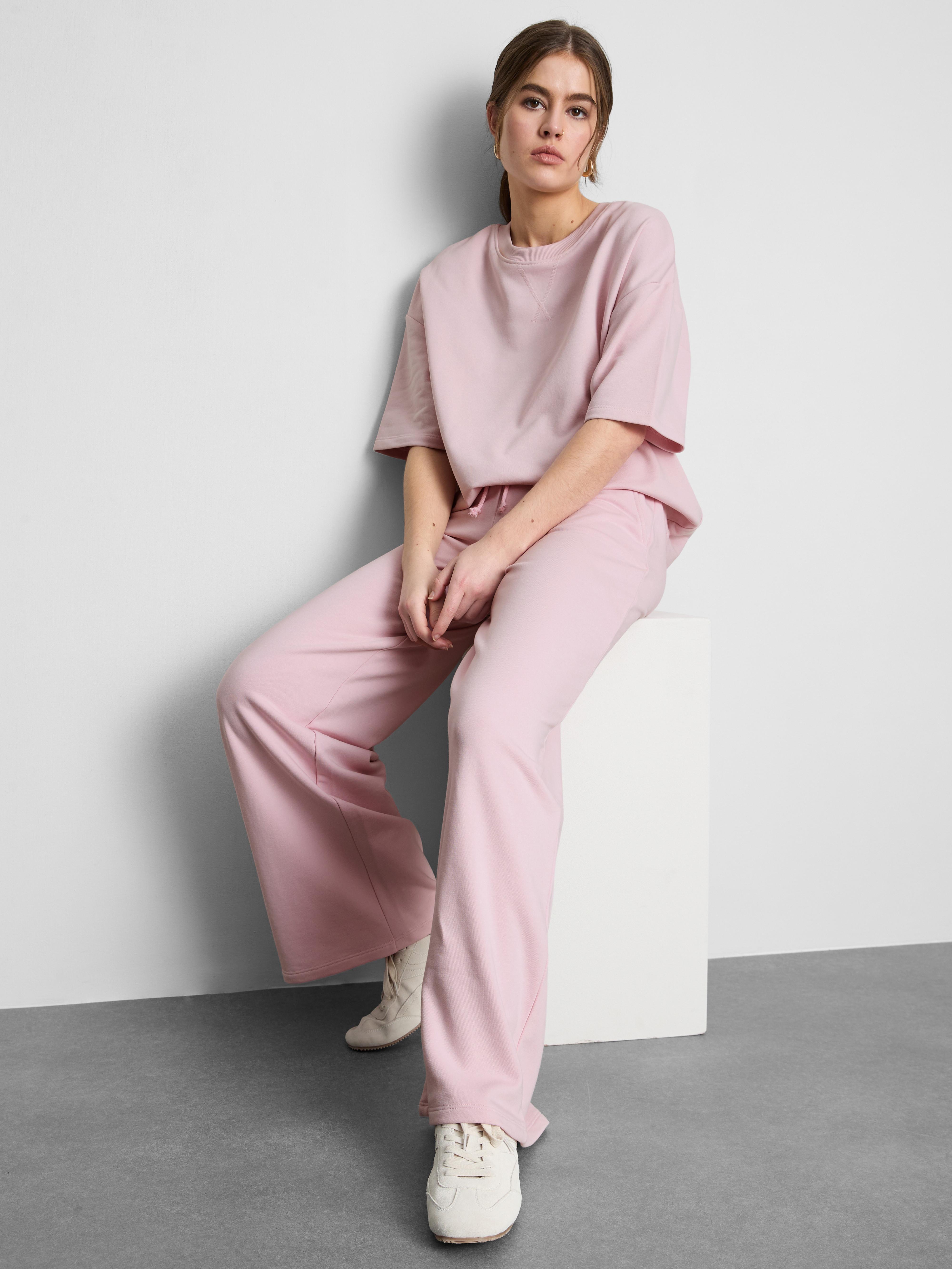 Široke hlače za prosti čas z visokim deležem bombaža