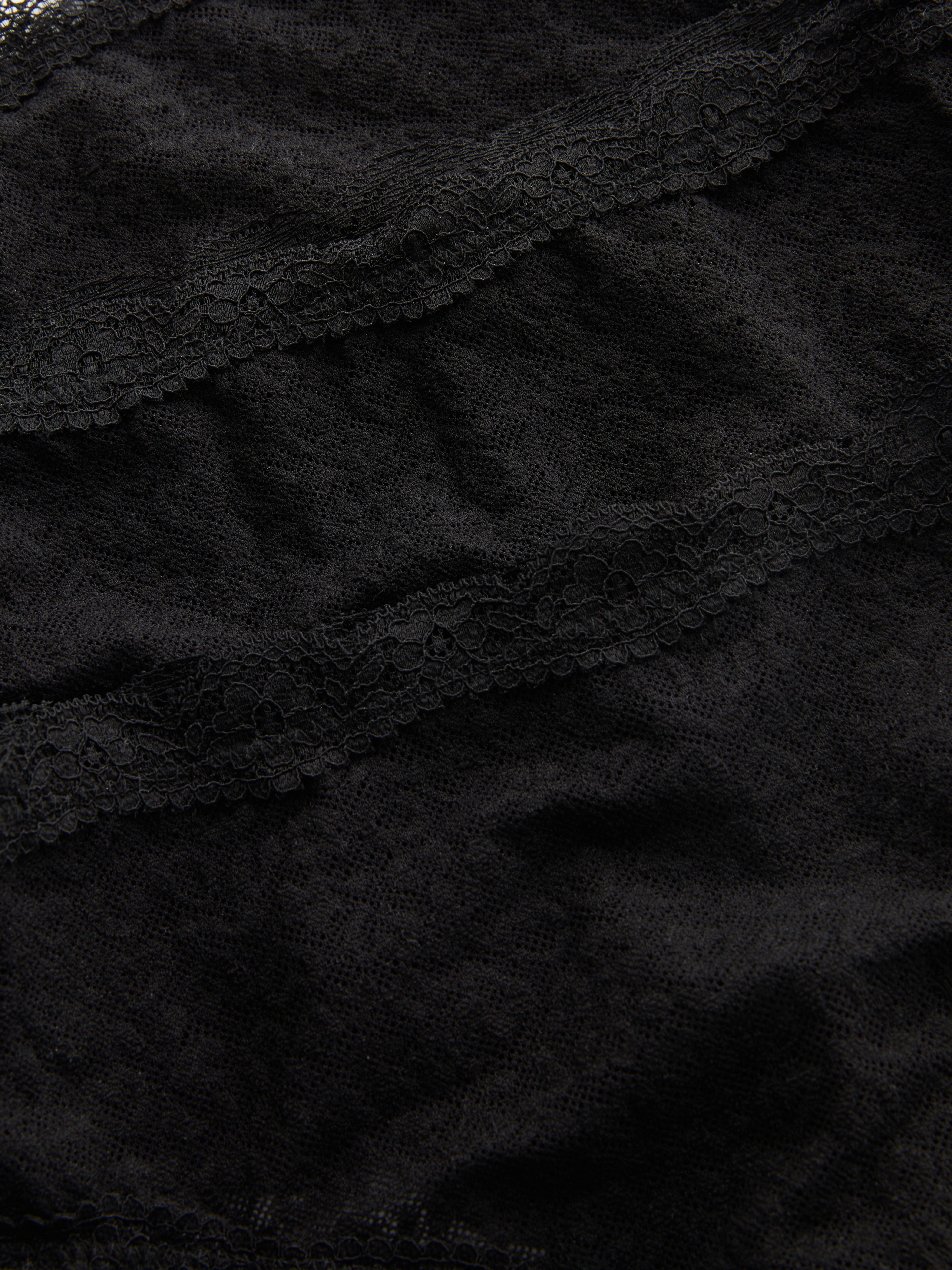 Čipkaste tangice, 3 kosi