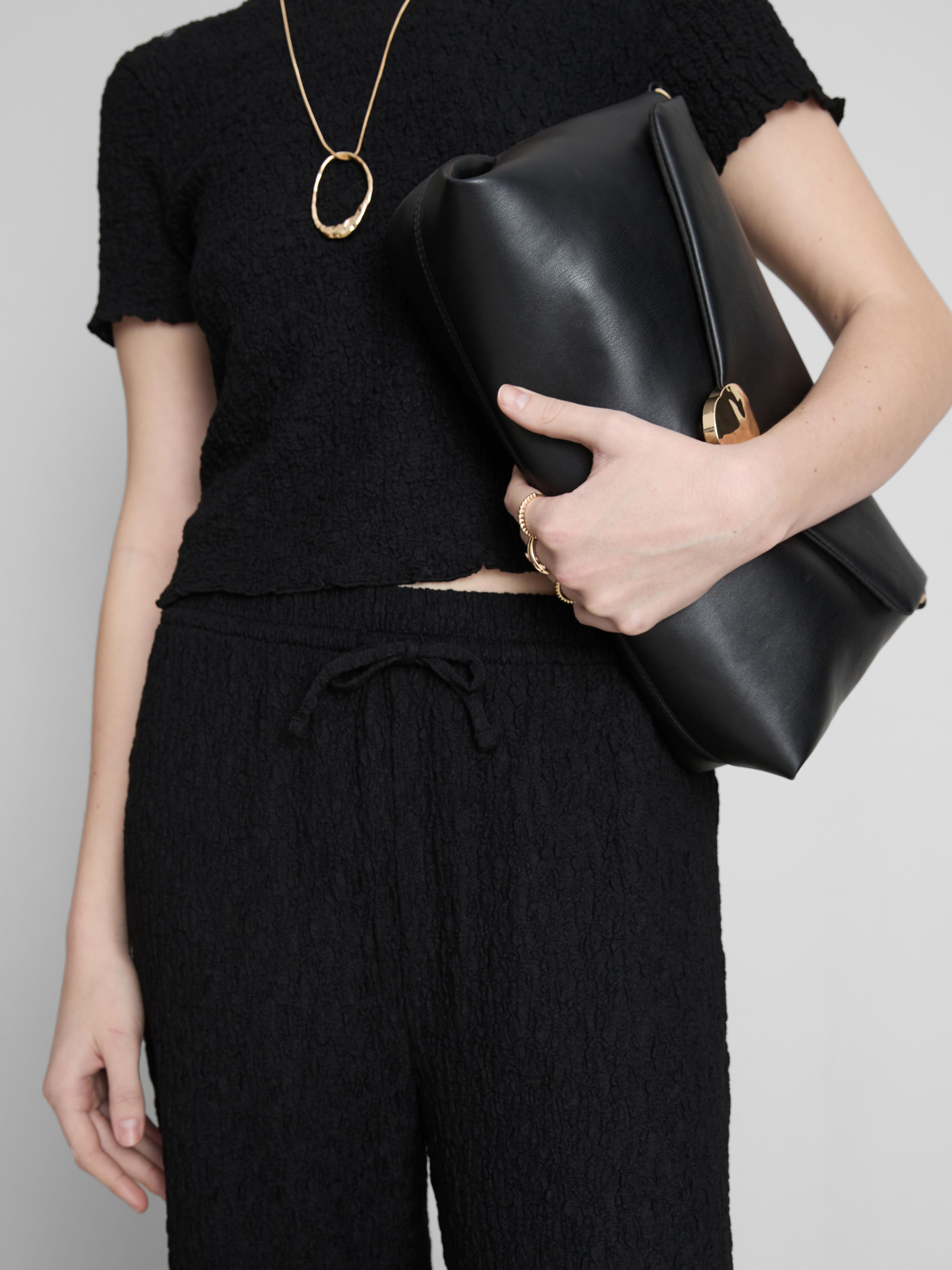 Marszczone spodnie z prostą nogawką i sznurkiem