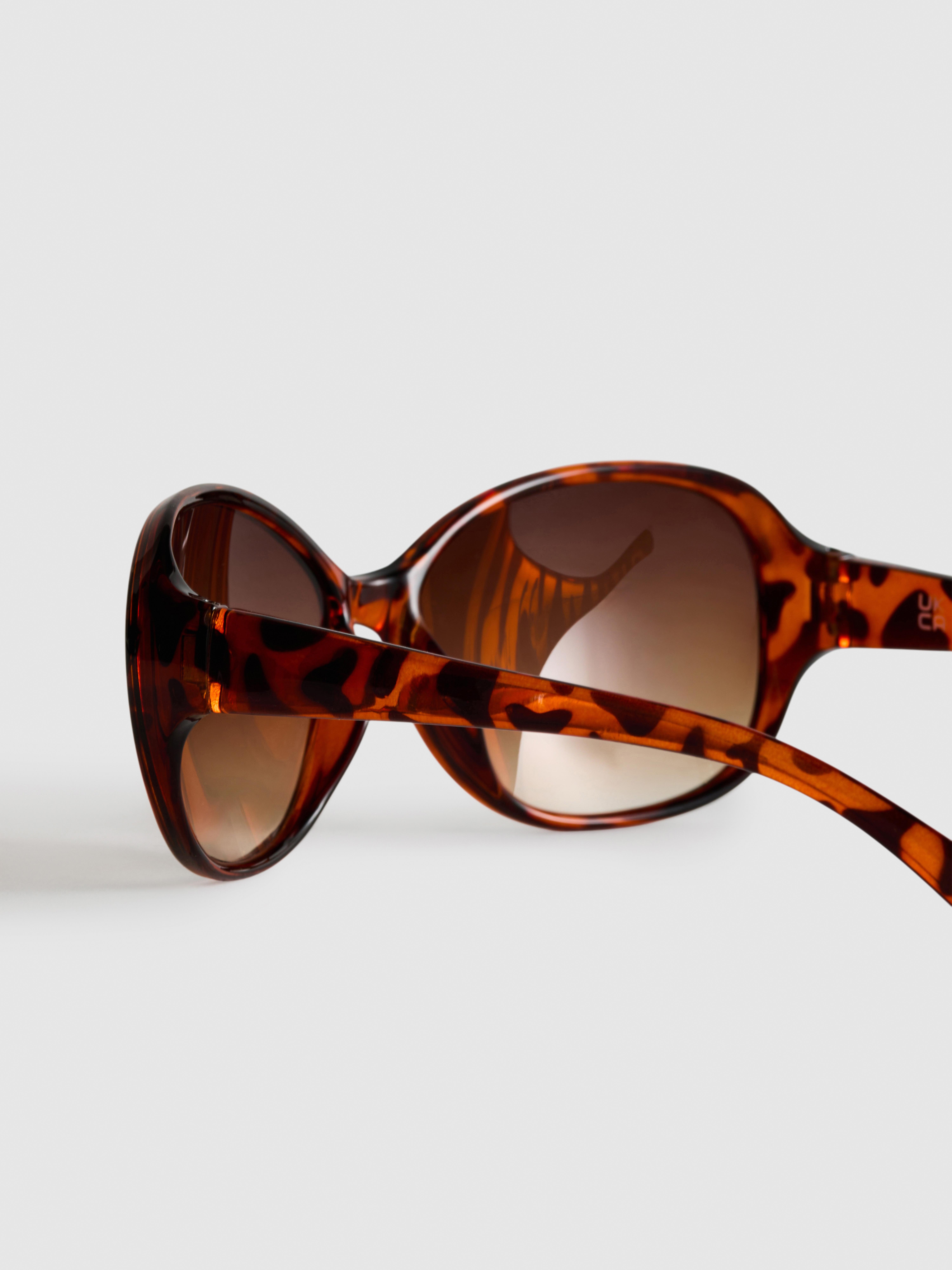 Oval Sunglasses