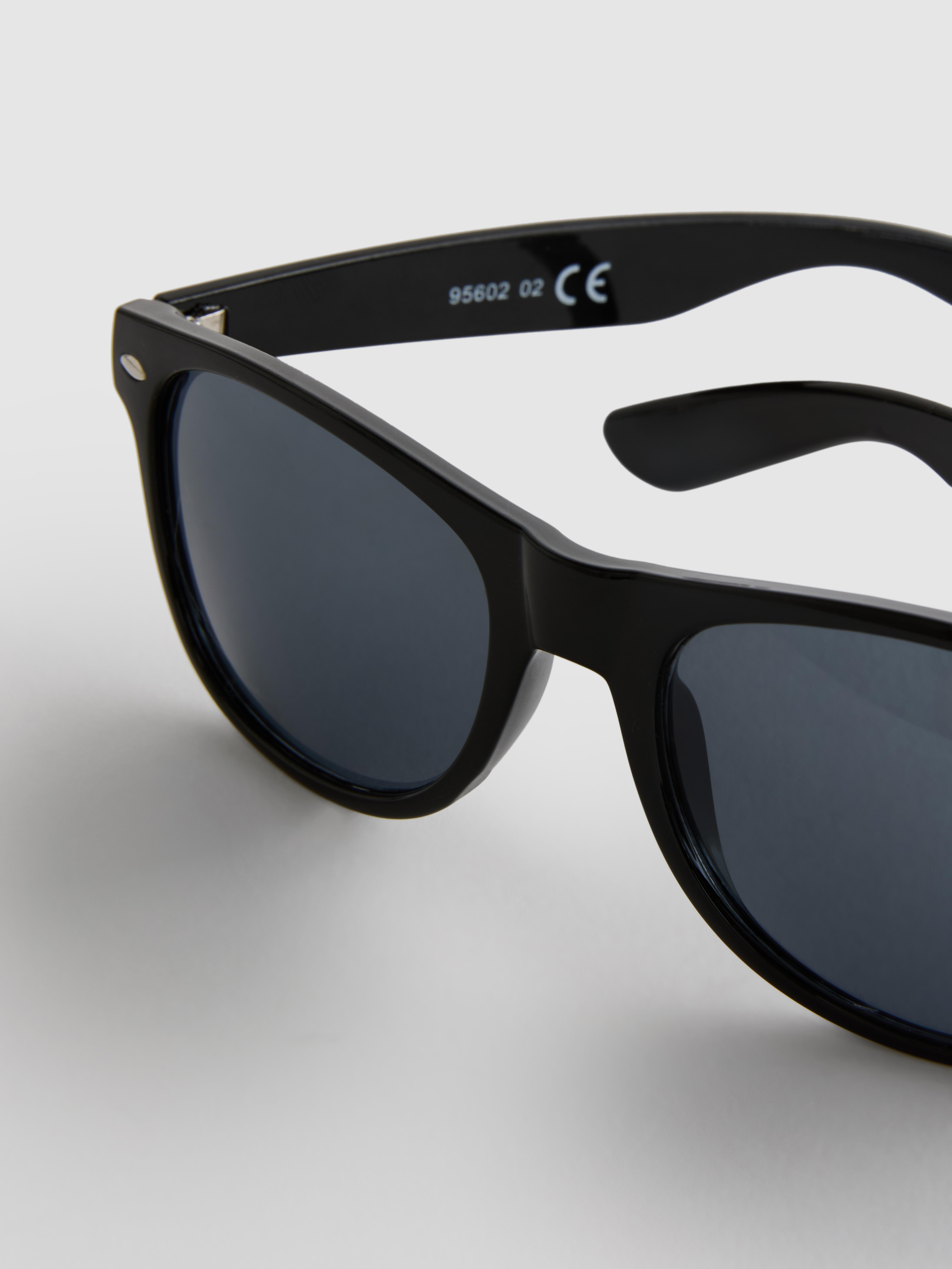 Klassische Wayfarer-Sonnenbrille