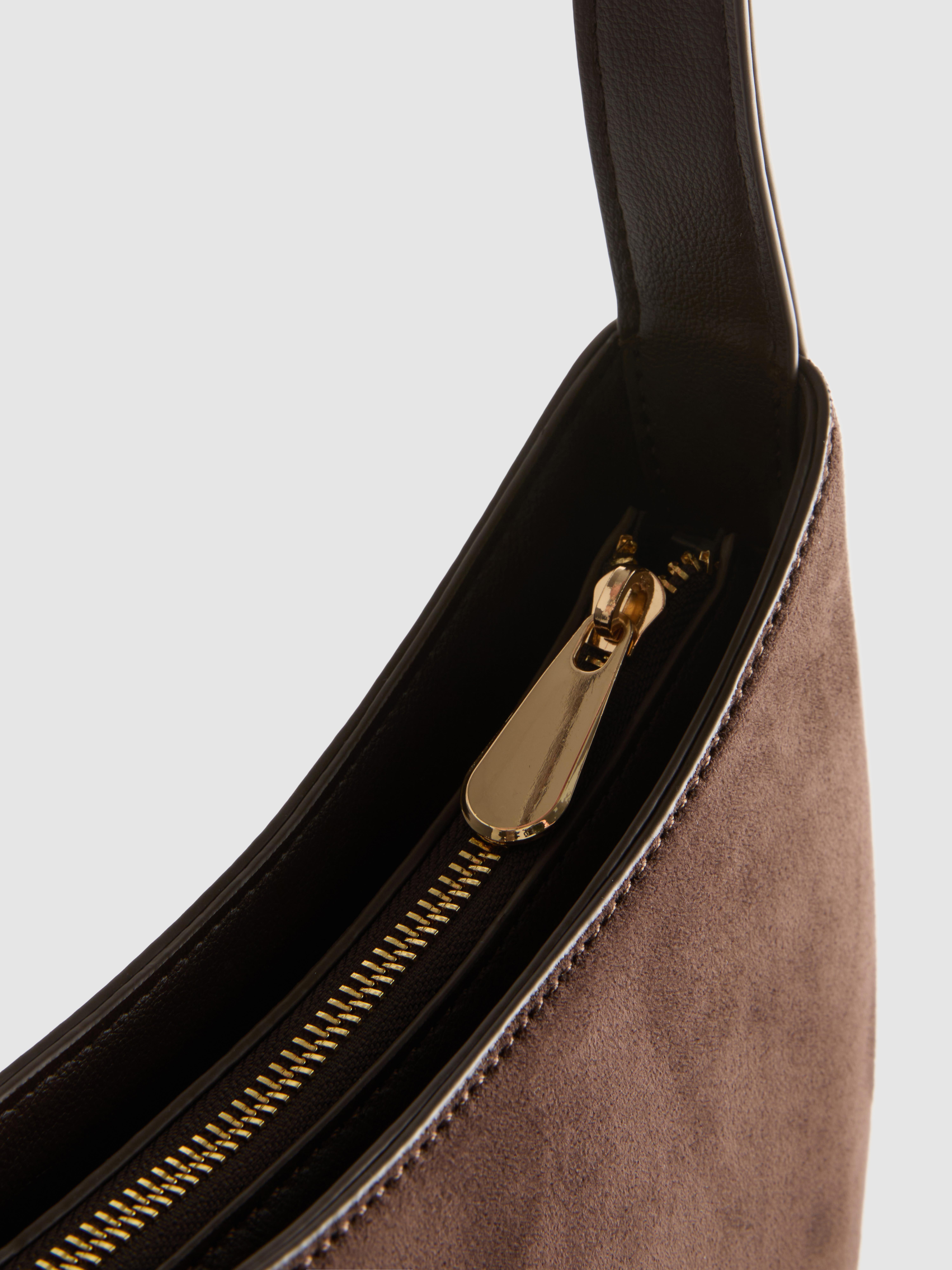 By Coleen aszimmetrikus válltáska