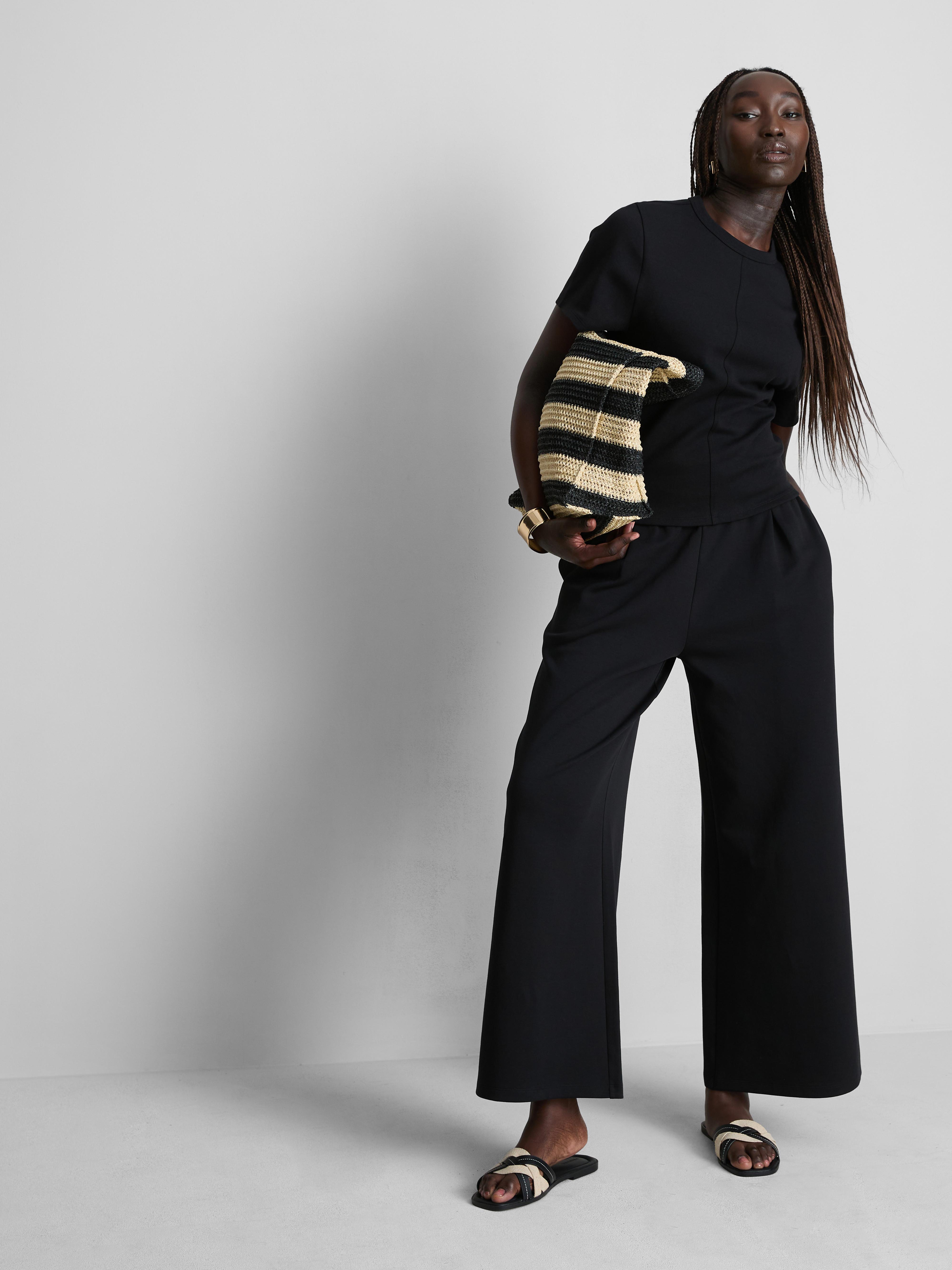 Bombažna majica oglatega kroja z okrasnim šivom