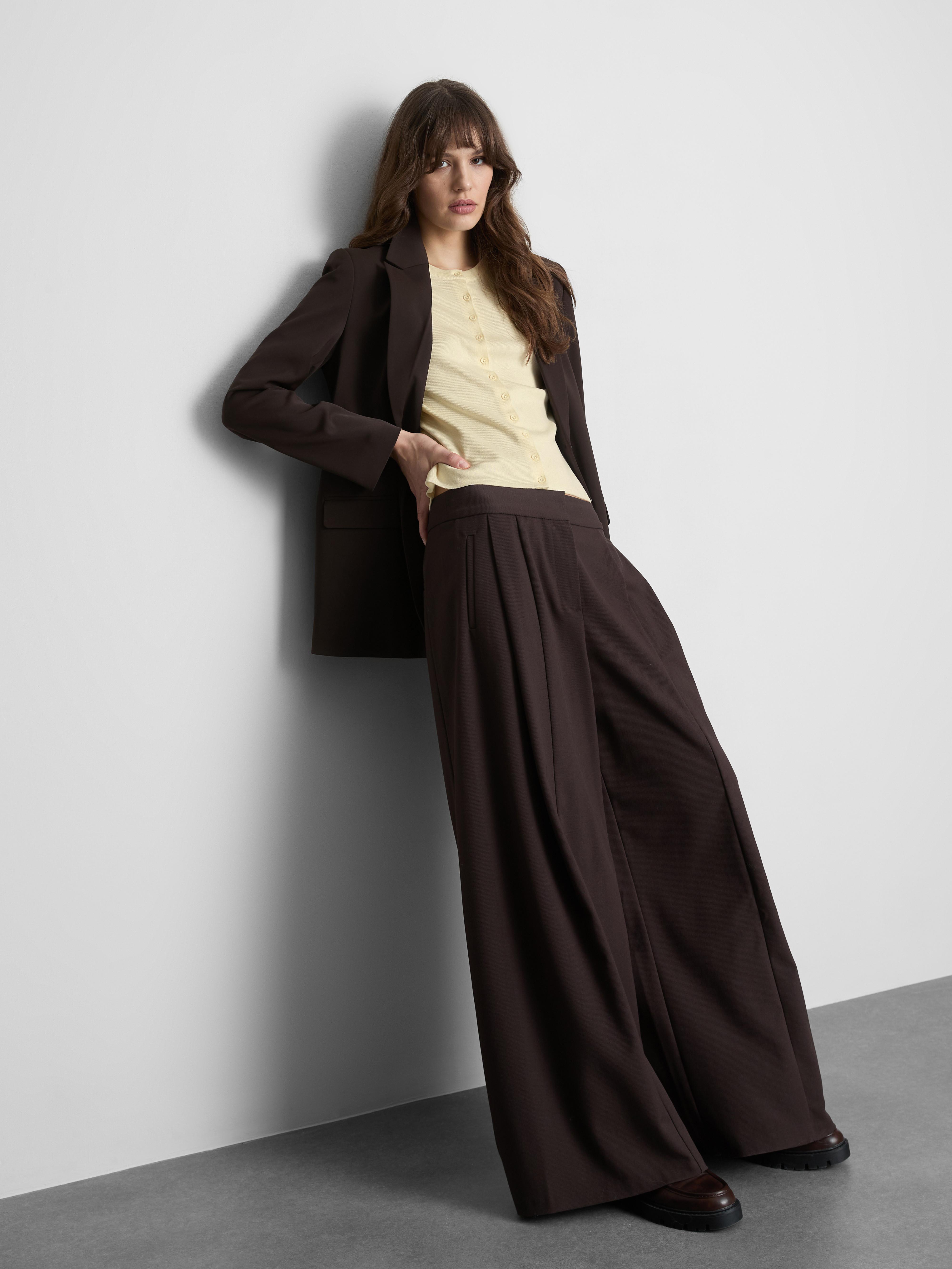 Women's Ivory Short Sleeve Cardigan