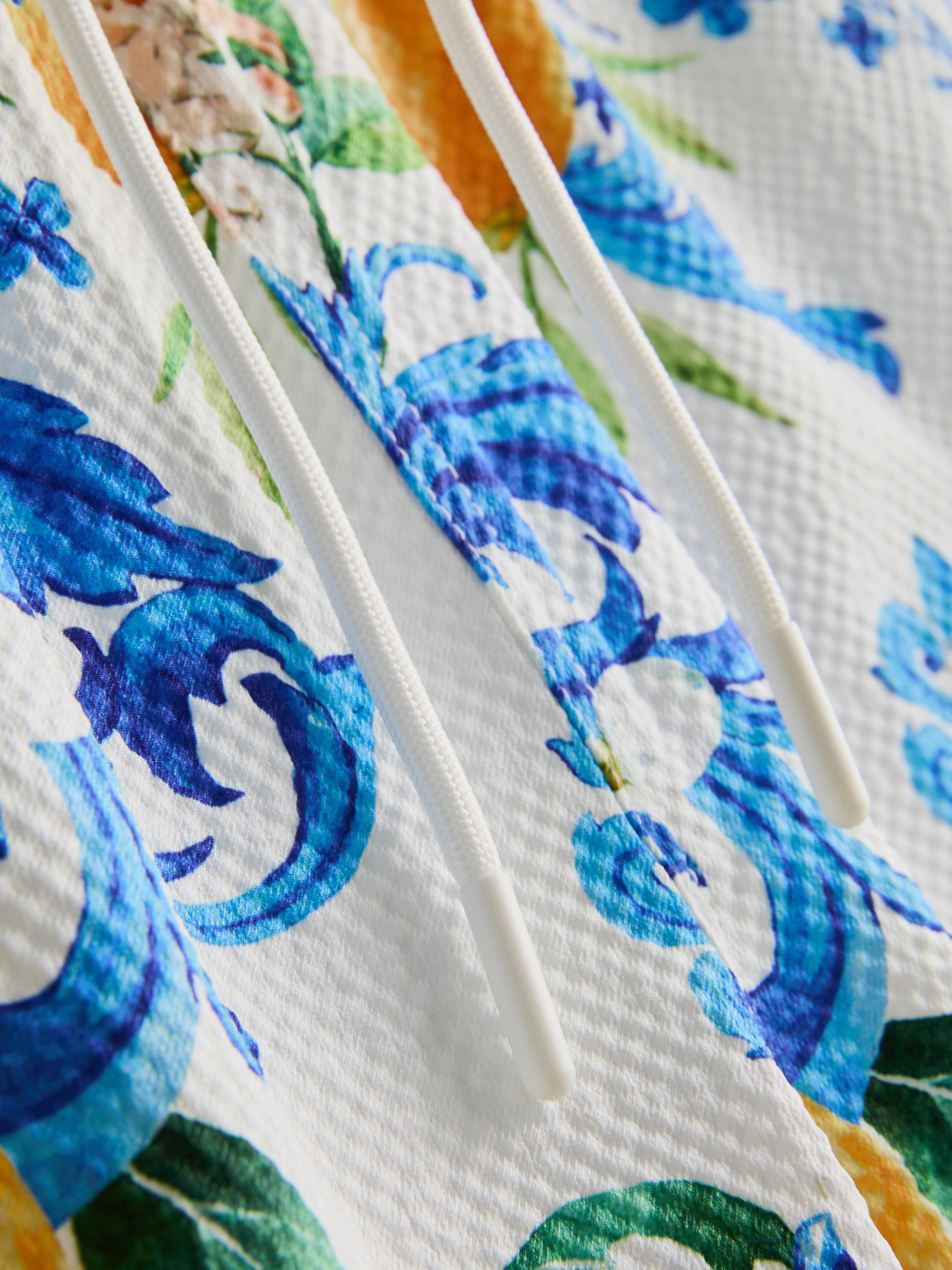 Teksturowane szorty kąpielowe z motywem pomarańczy