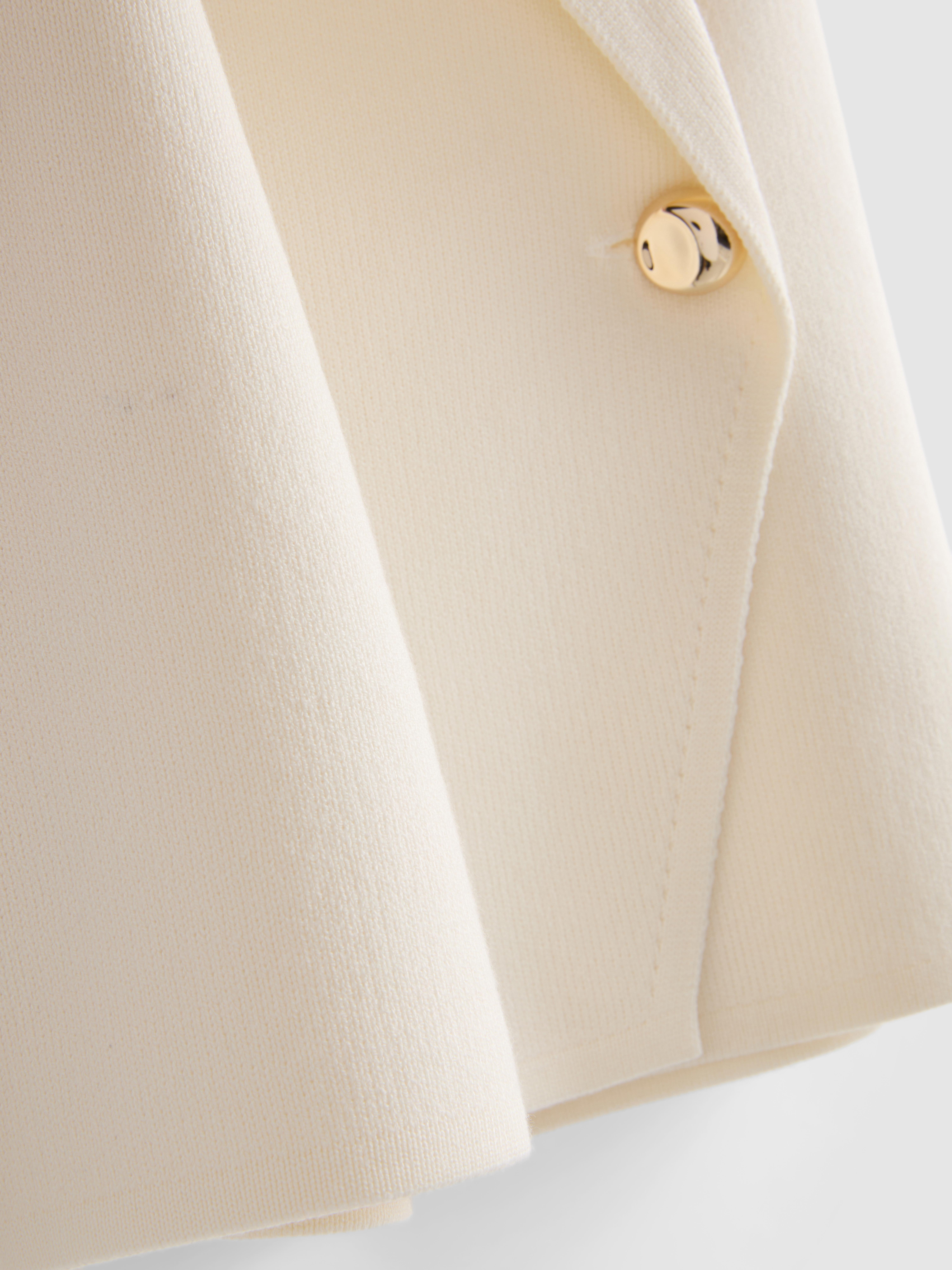 Asymmetrische Weste mit Kragen