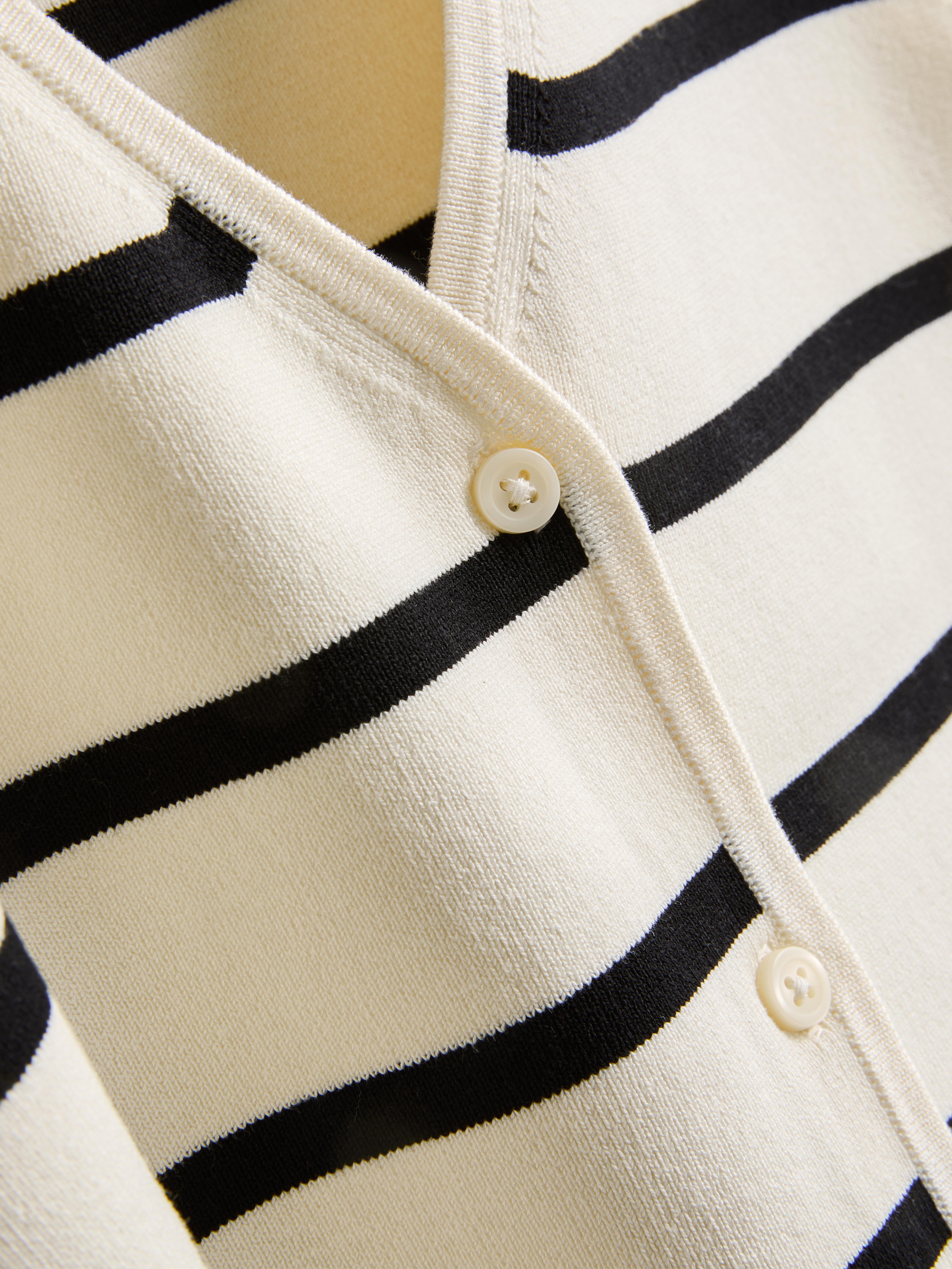 Chaleco de punto compacto