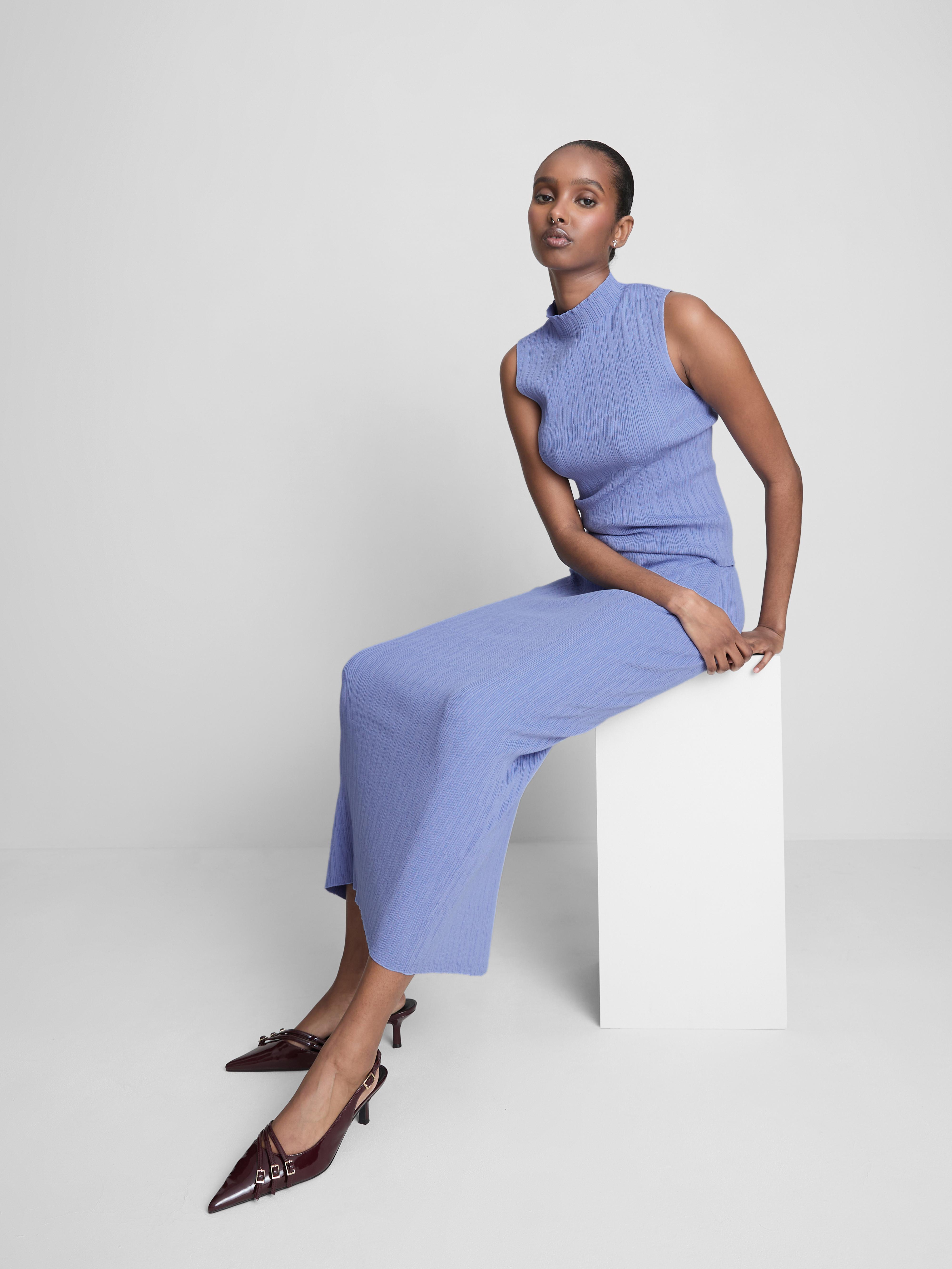 Textured Split Hem Maxi Skirt