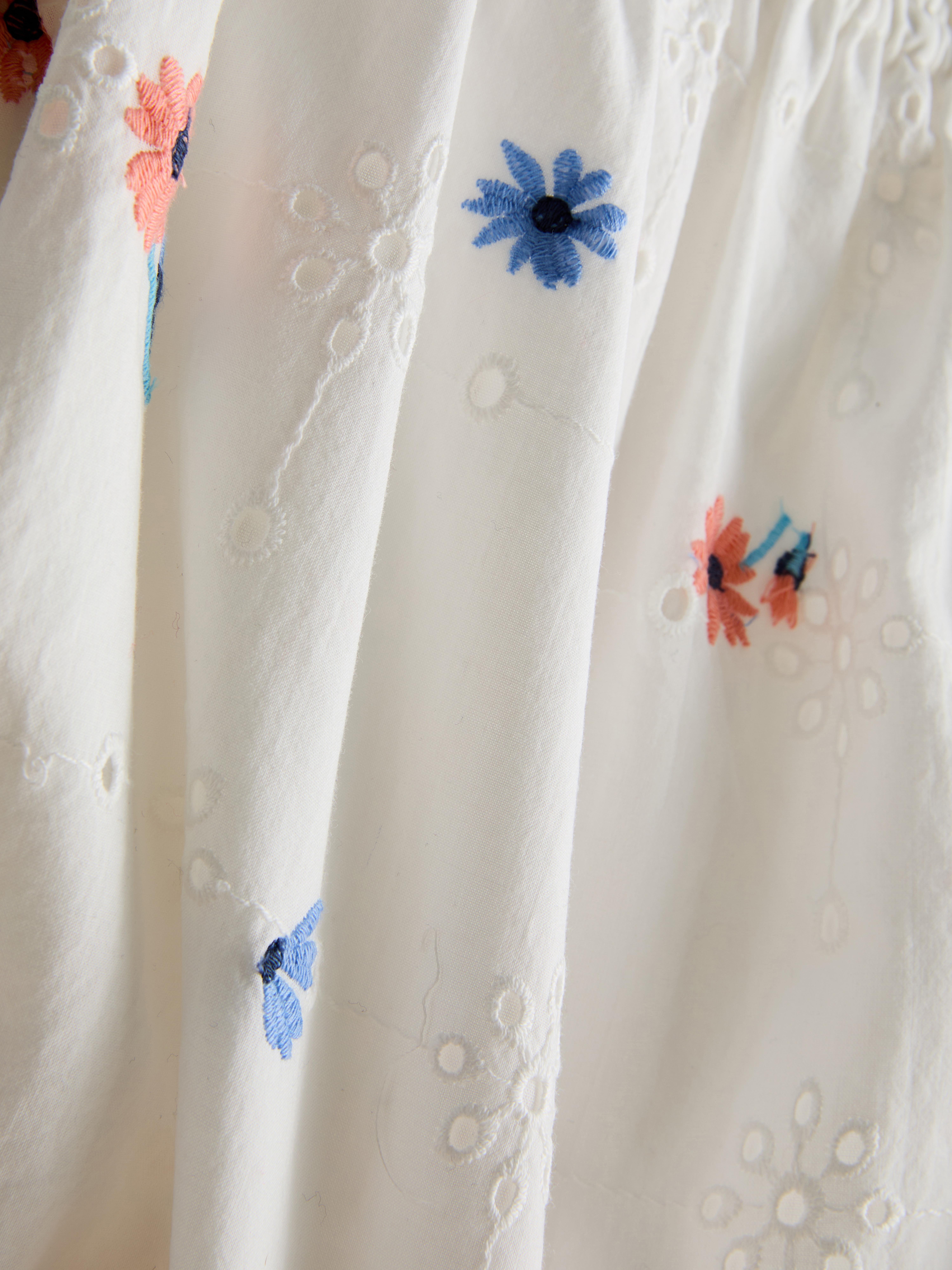 1.5-8yrs | Broderie Anglaise Blouse