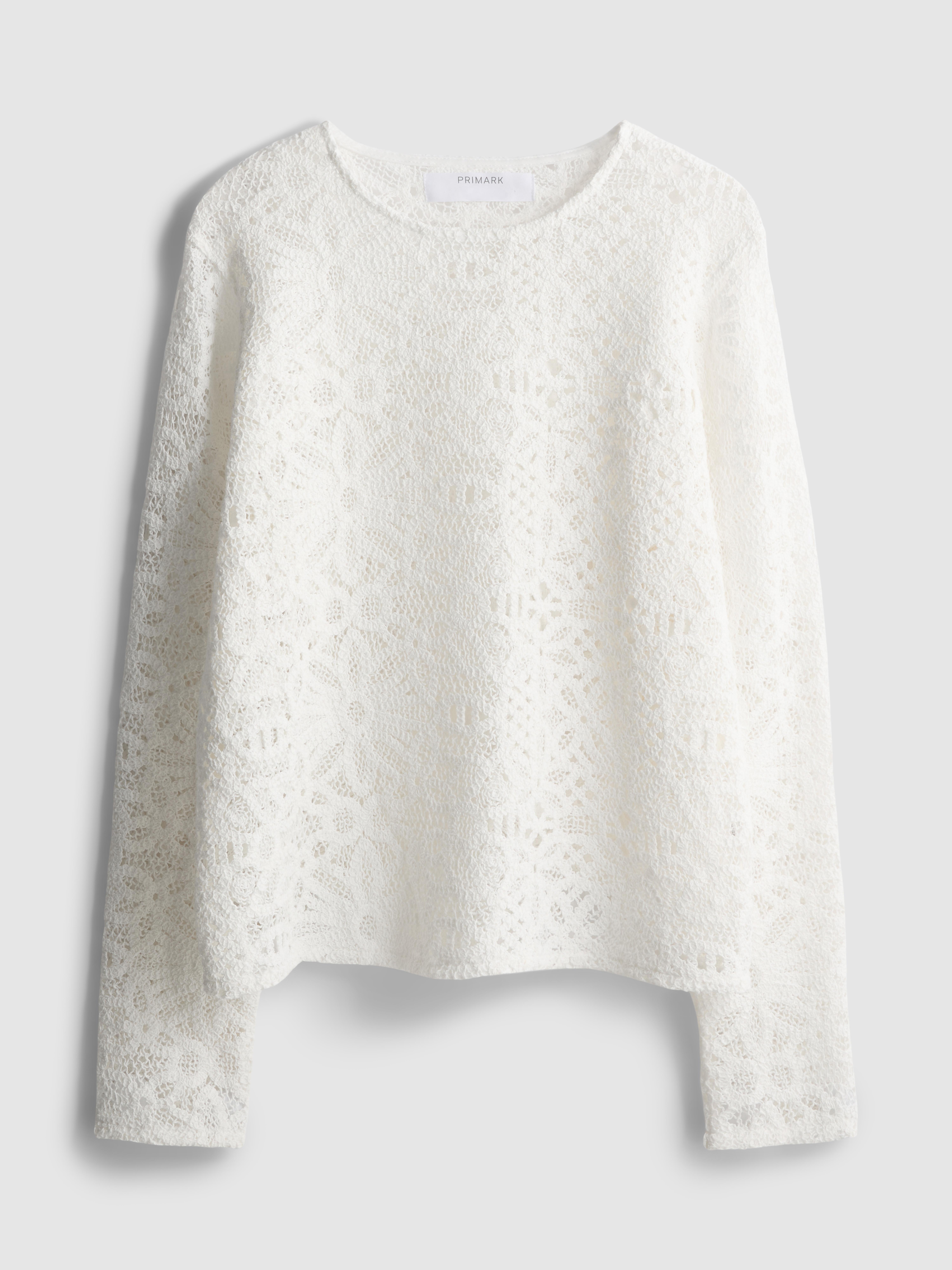 Bogaty w bawełnę szydełkowy top z długim rękawem