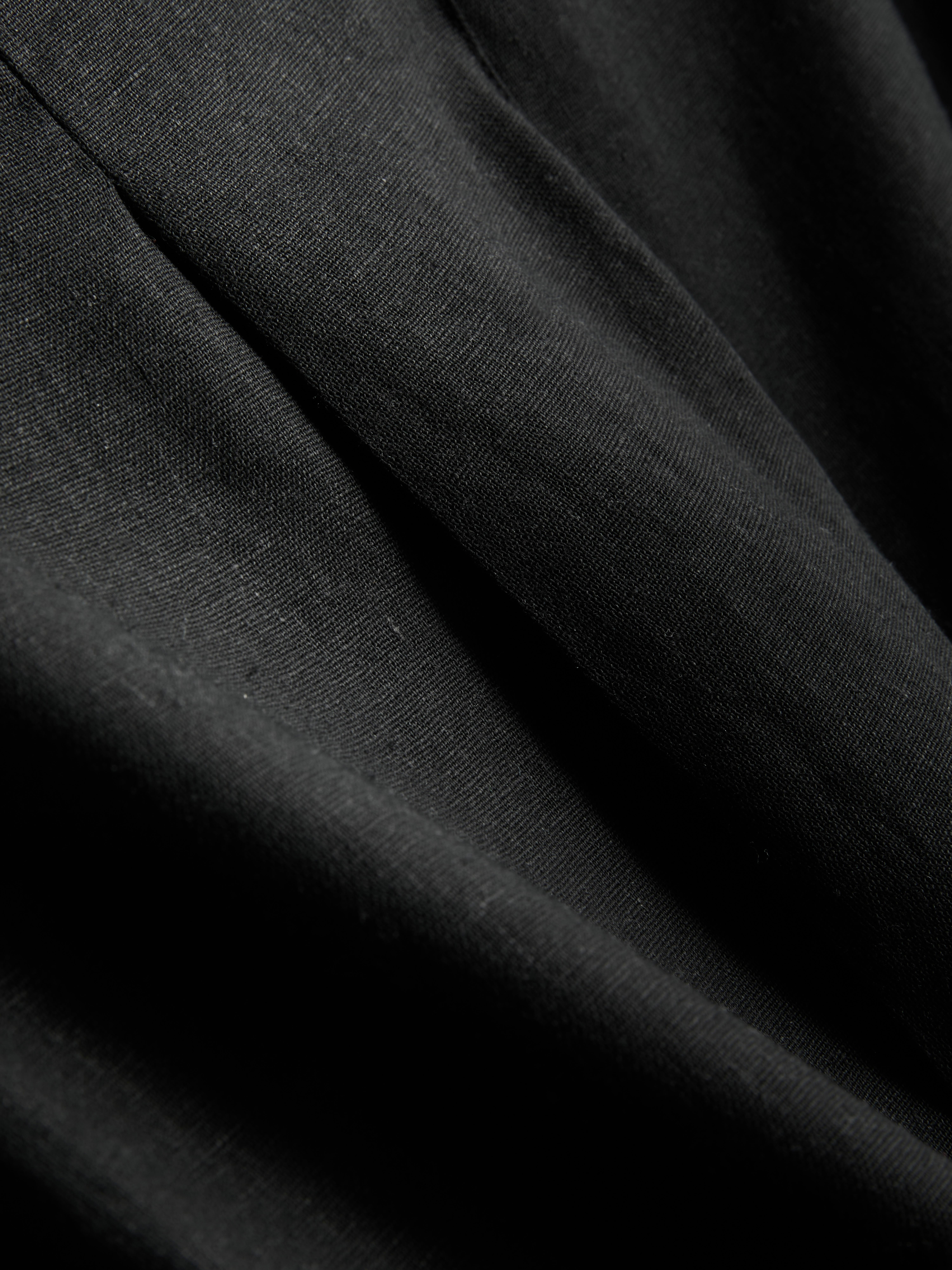 Pantaloncini pieghettati in misto lino