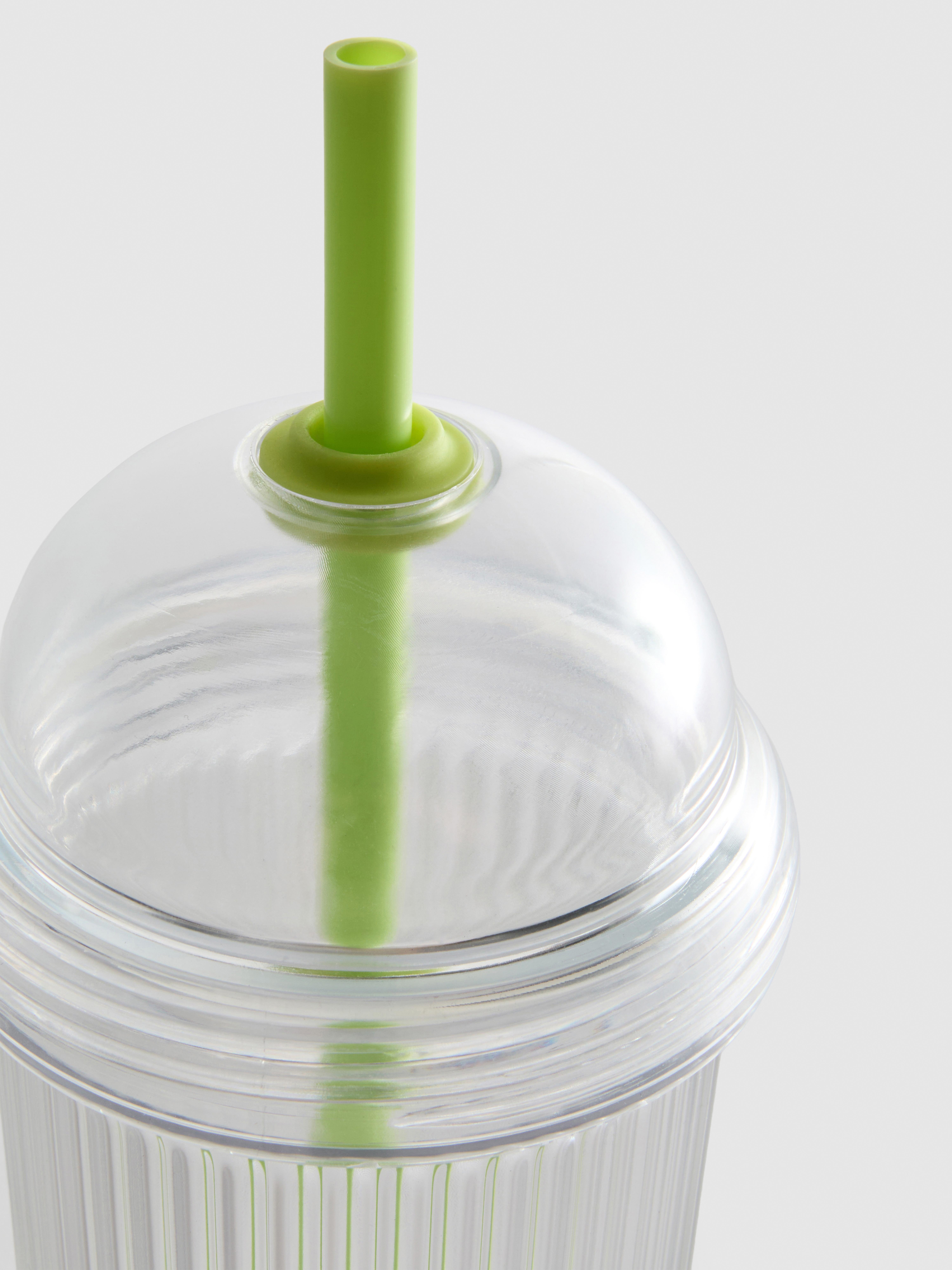 Gobelet avec paille pour boisson glacée