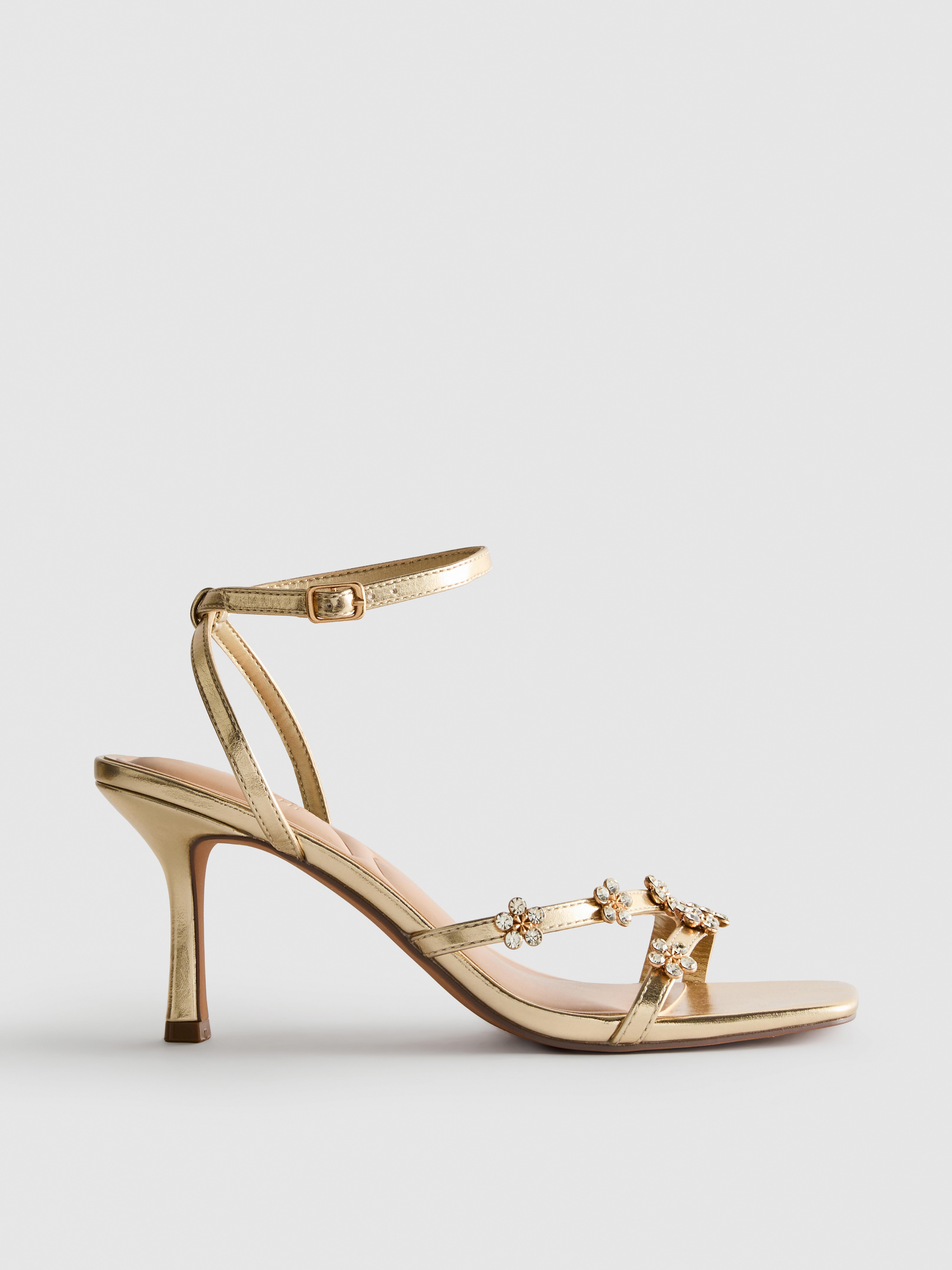 Sandalias de tacón de horma ancha con flor de strass