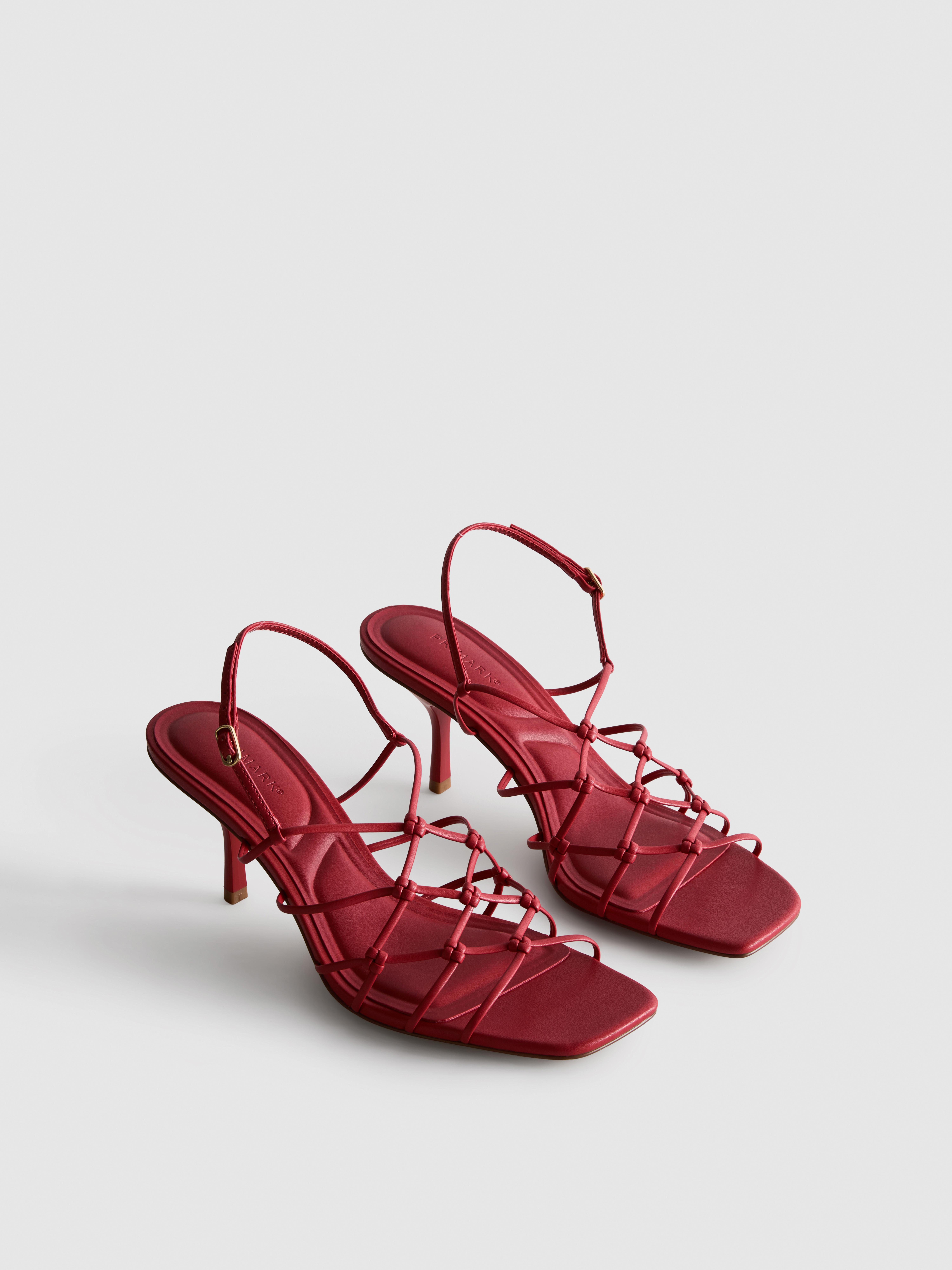 „The Edit“ Sandaletten in Flechtoptik mit Stiletto-Absatz