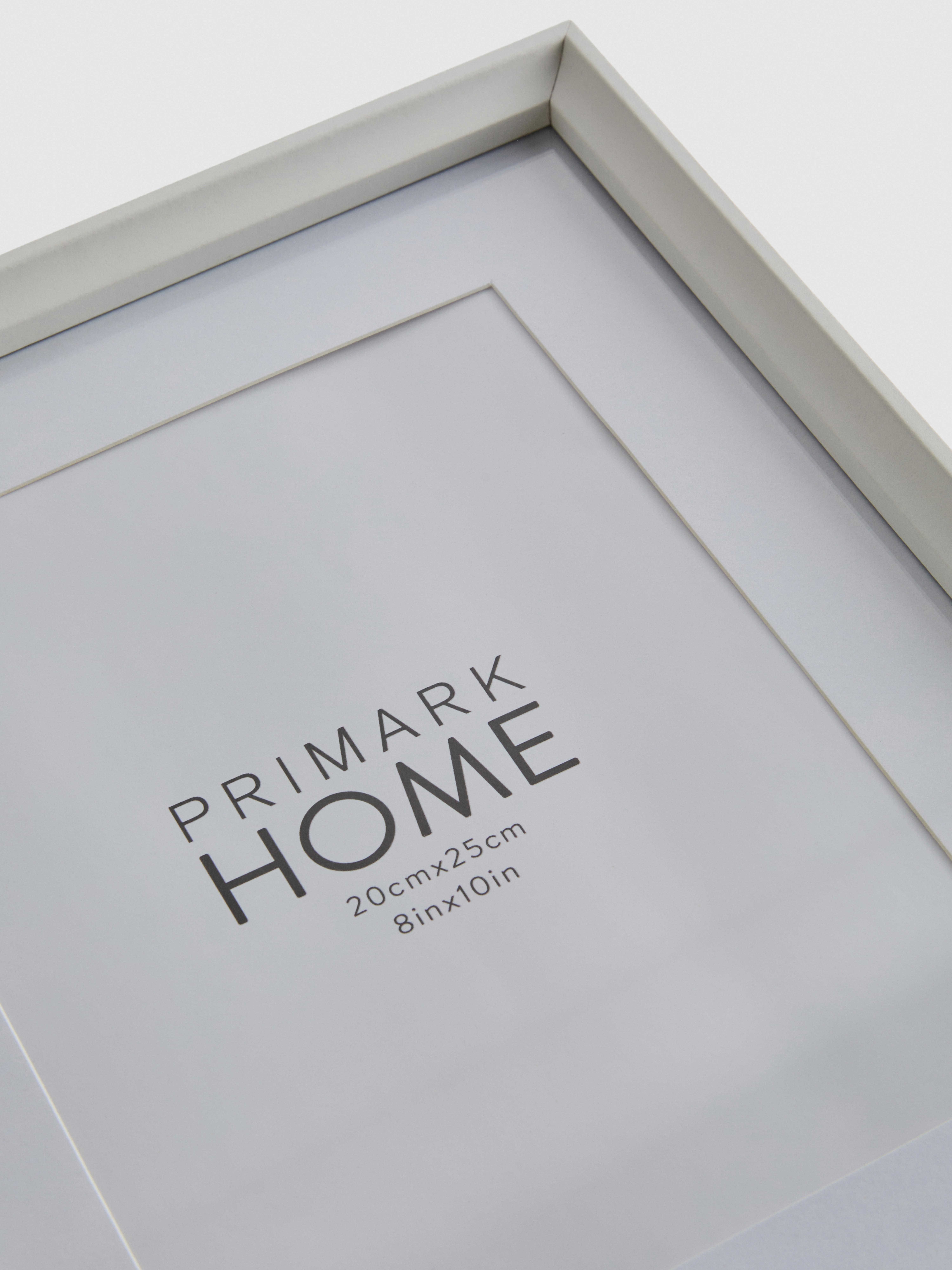 Bevelled Edge Picture Frame | 20x25cm (8x10in)