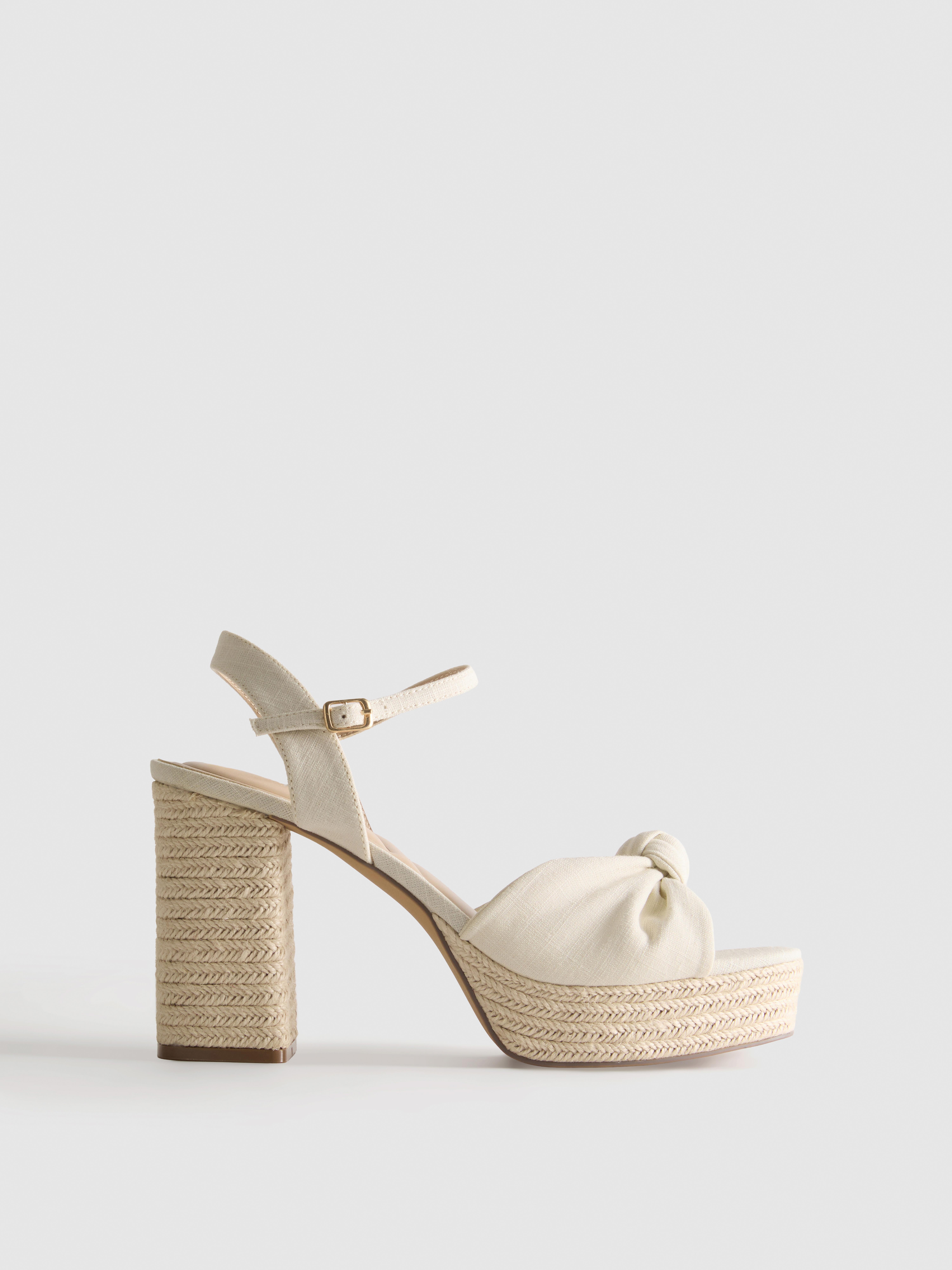 Knotted Detail Platform Sandals