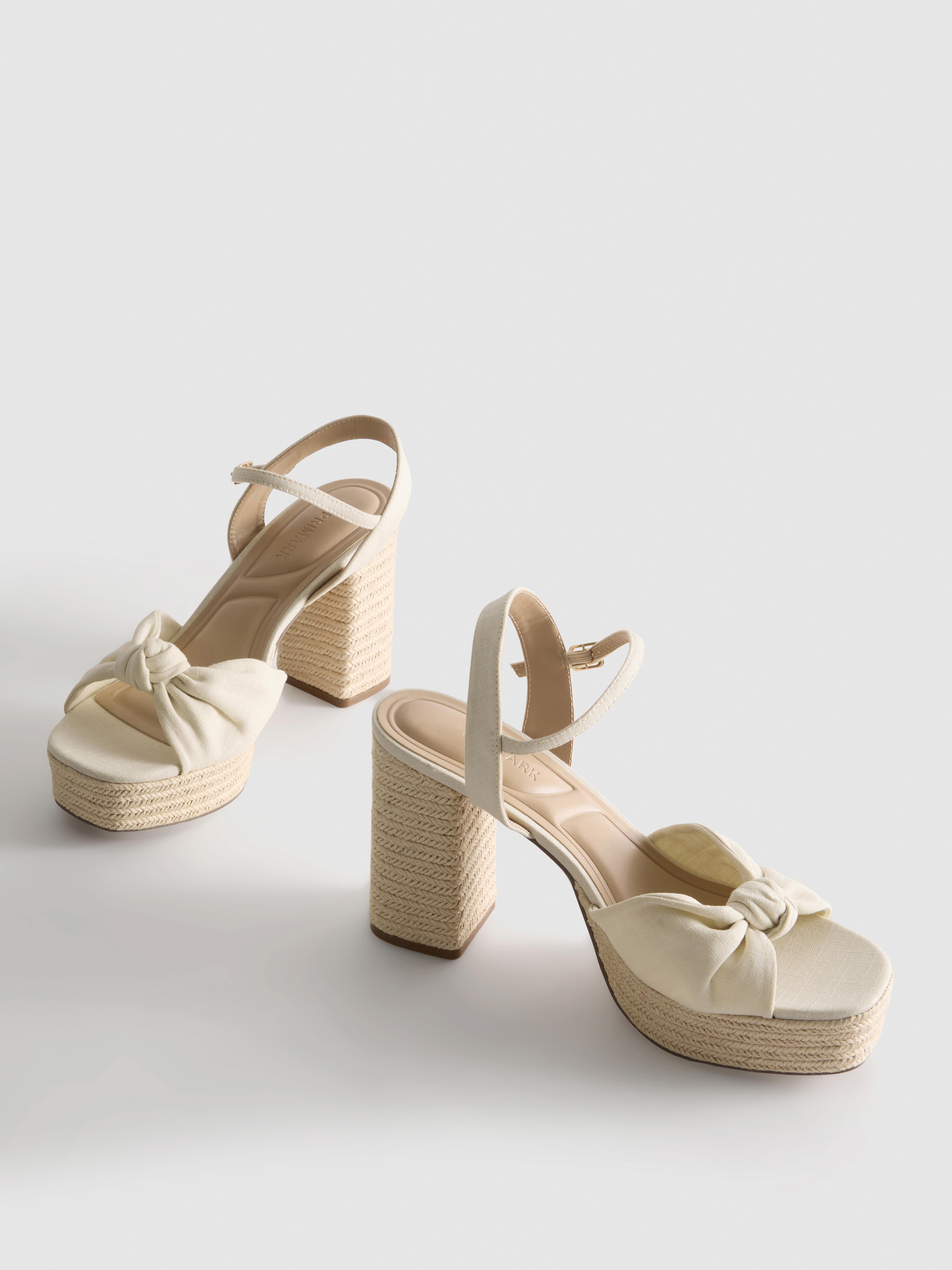 Knotted Detail Platform Sandals