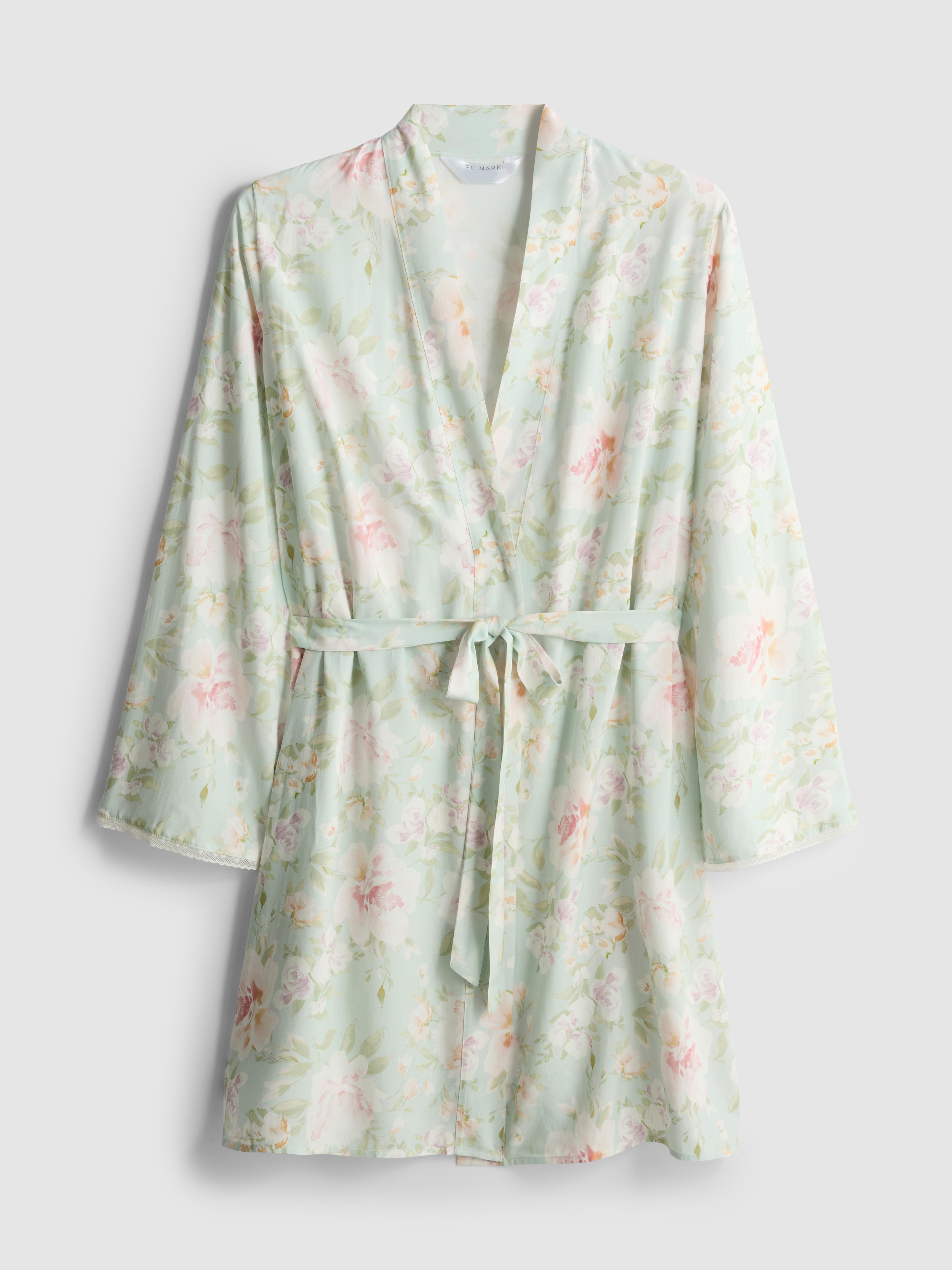 Peignoir court à motif floral