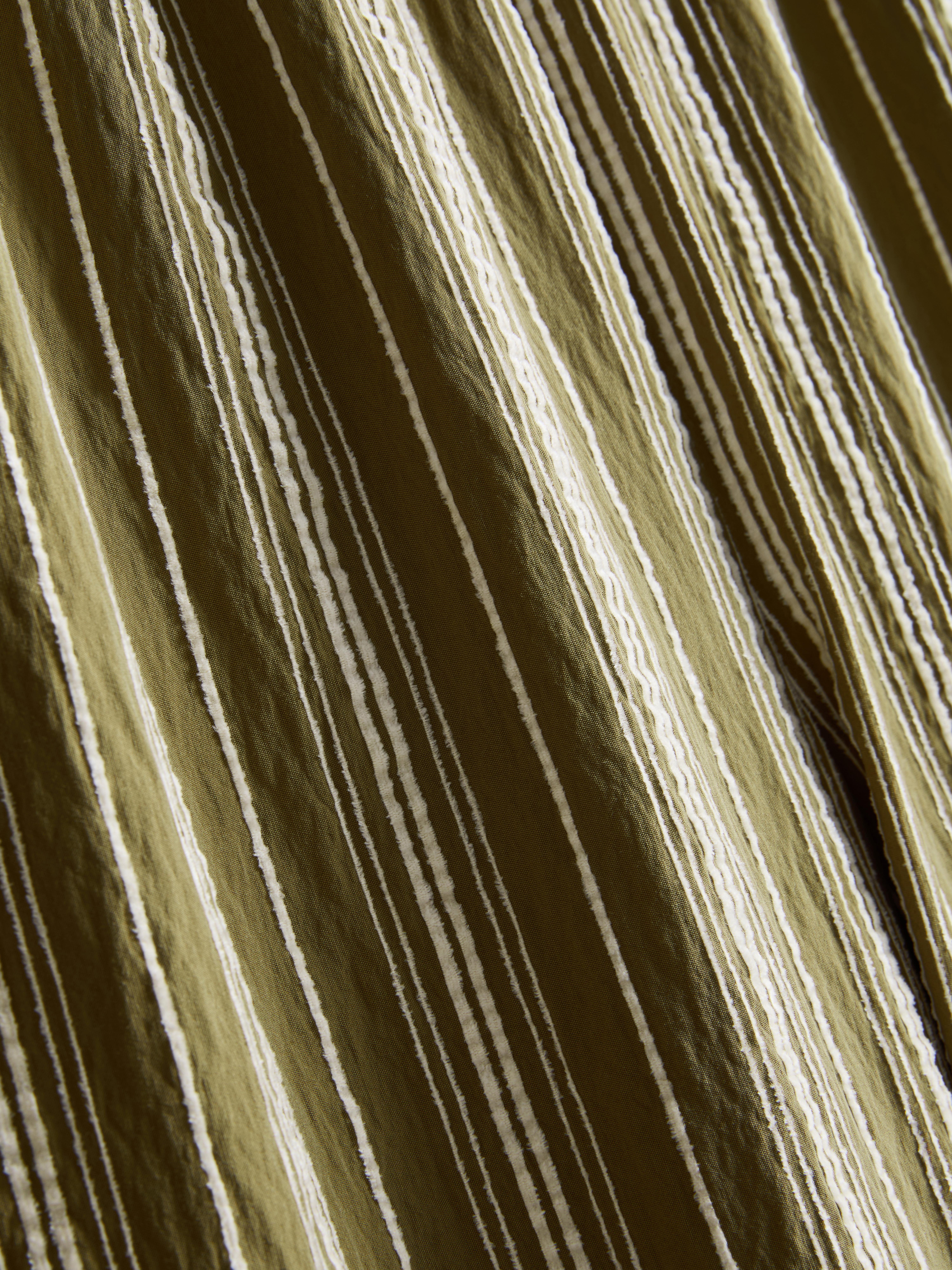 Textured Stripe Wide Leg Pants