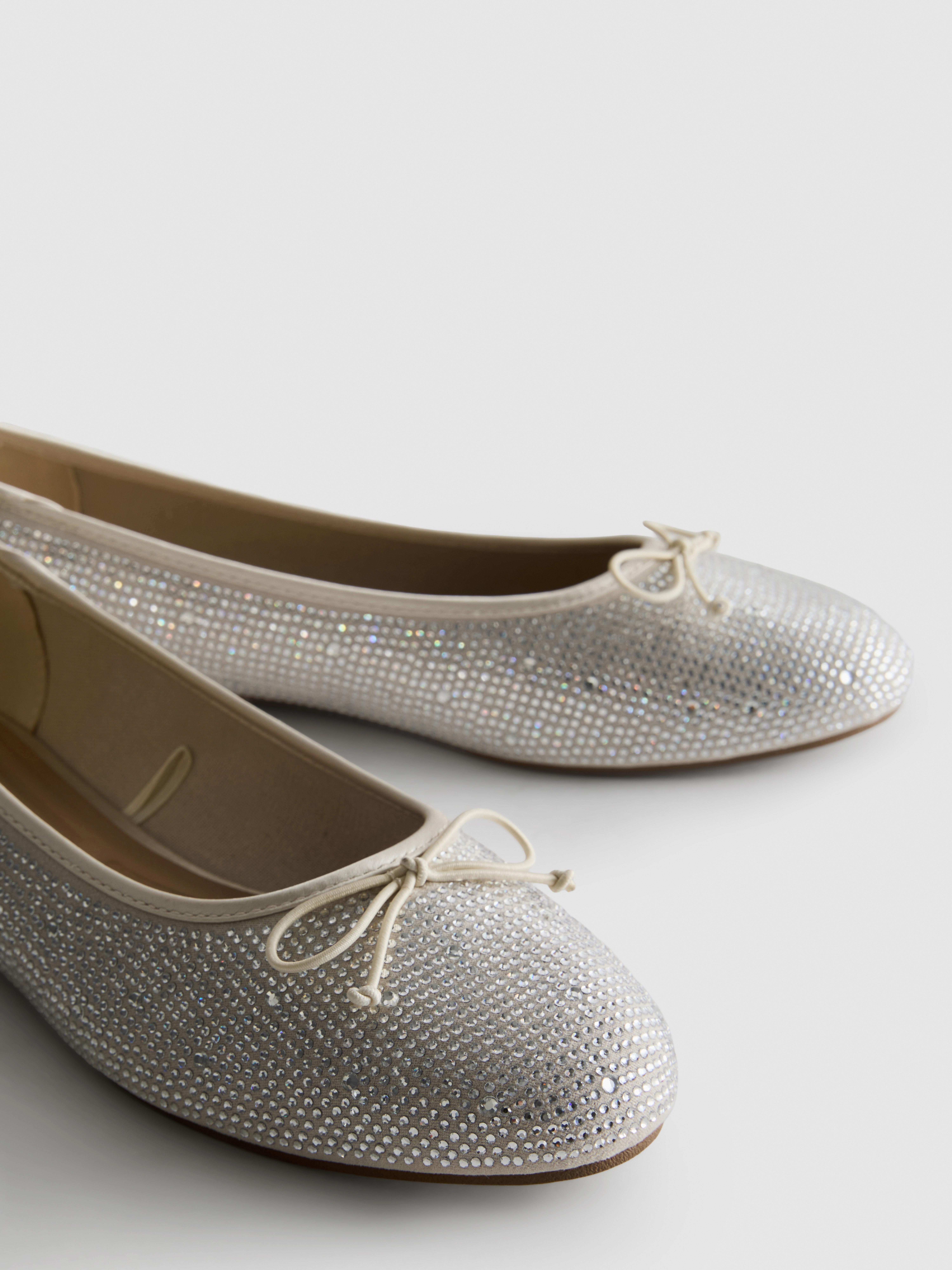 Ballerinas mit Strasssteinen