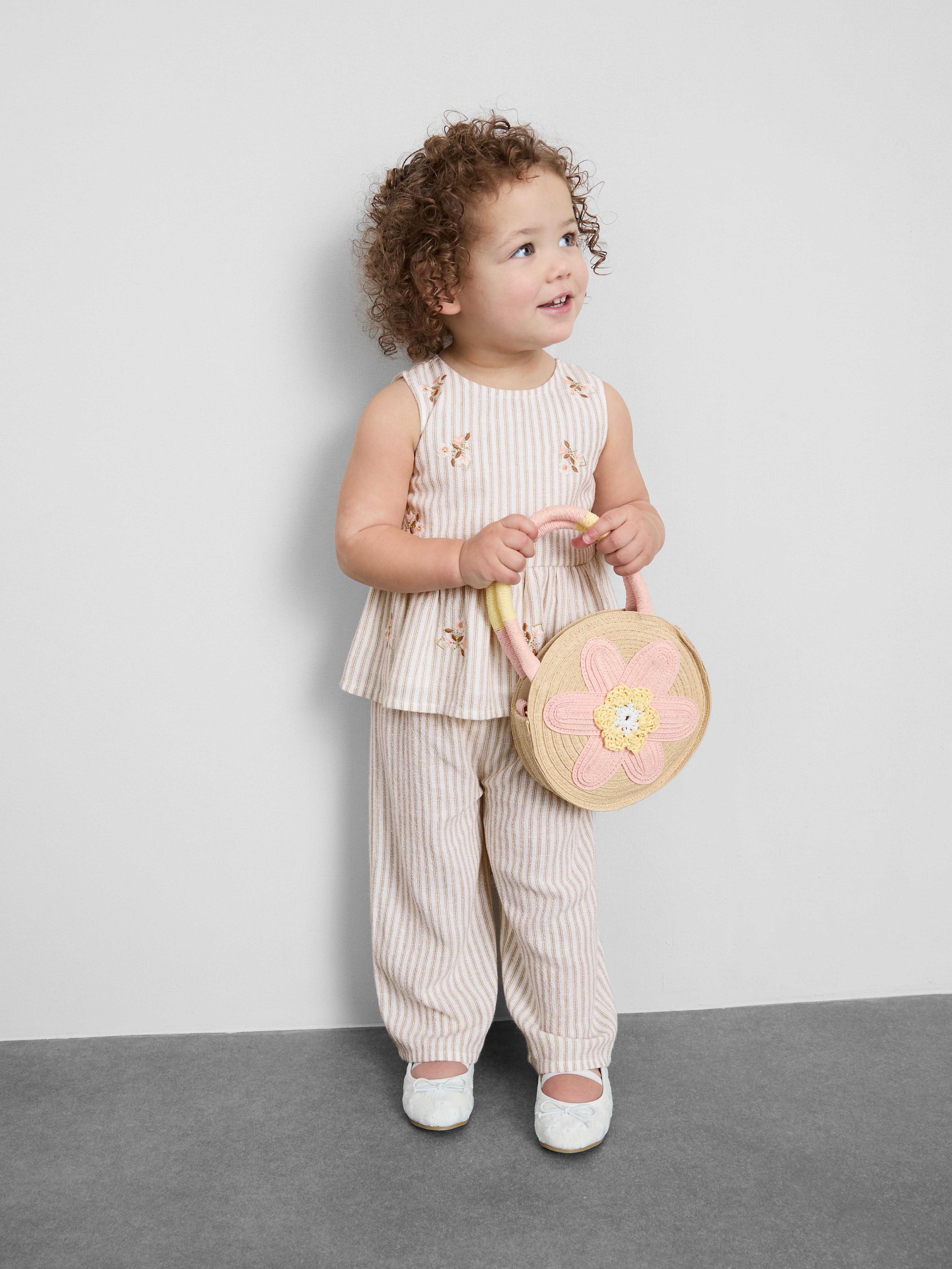 0 - 36 luni | Set strălucitor cu bluză cu model floral brodat și volane și pantaloni