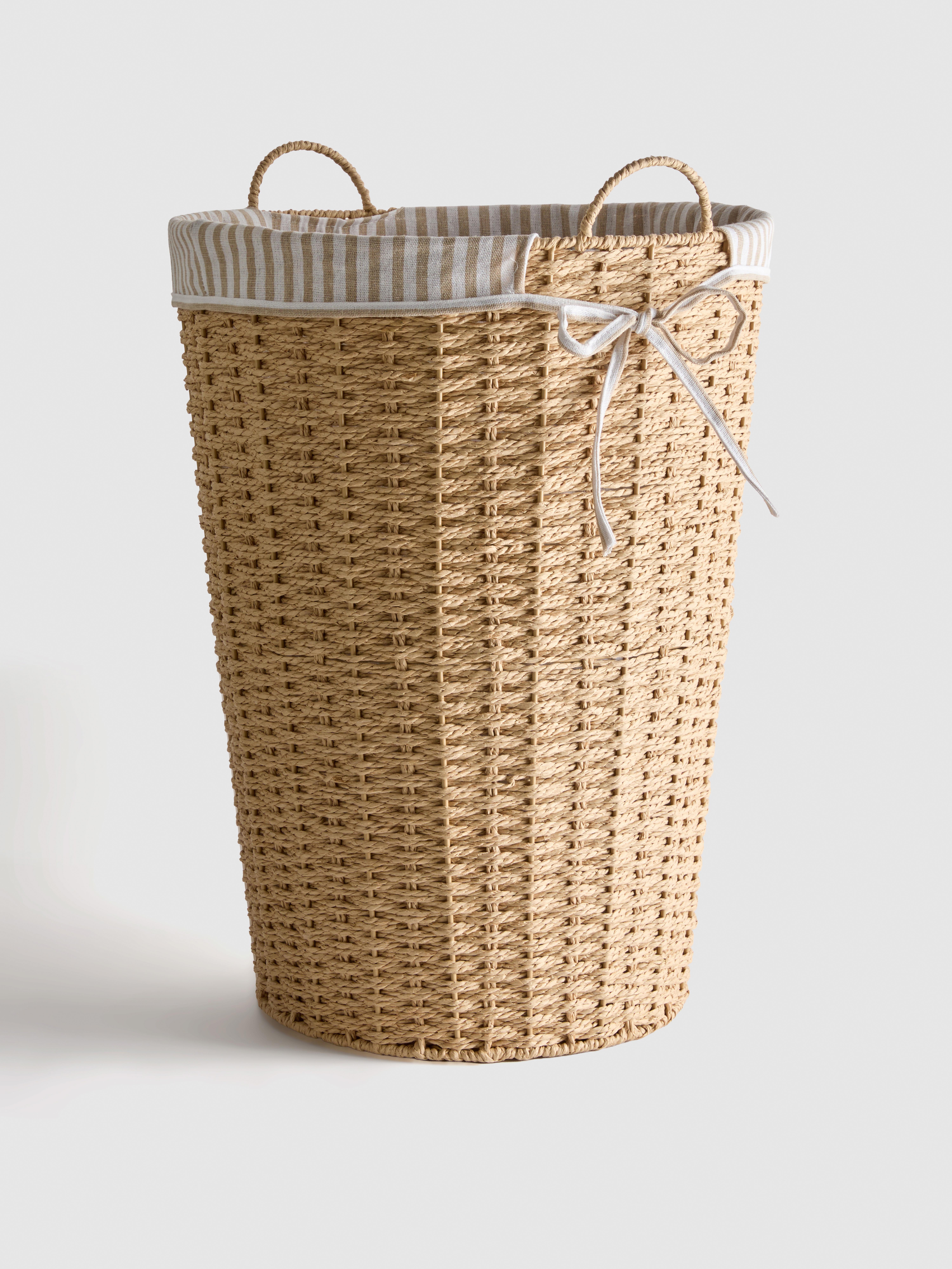 Panier à linge tissé doublé