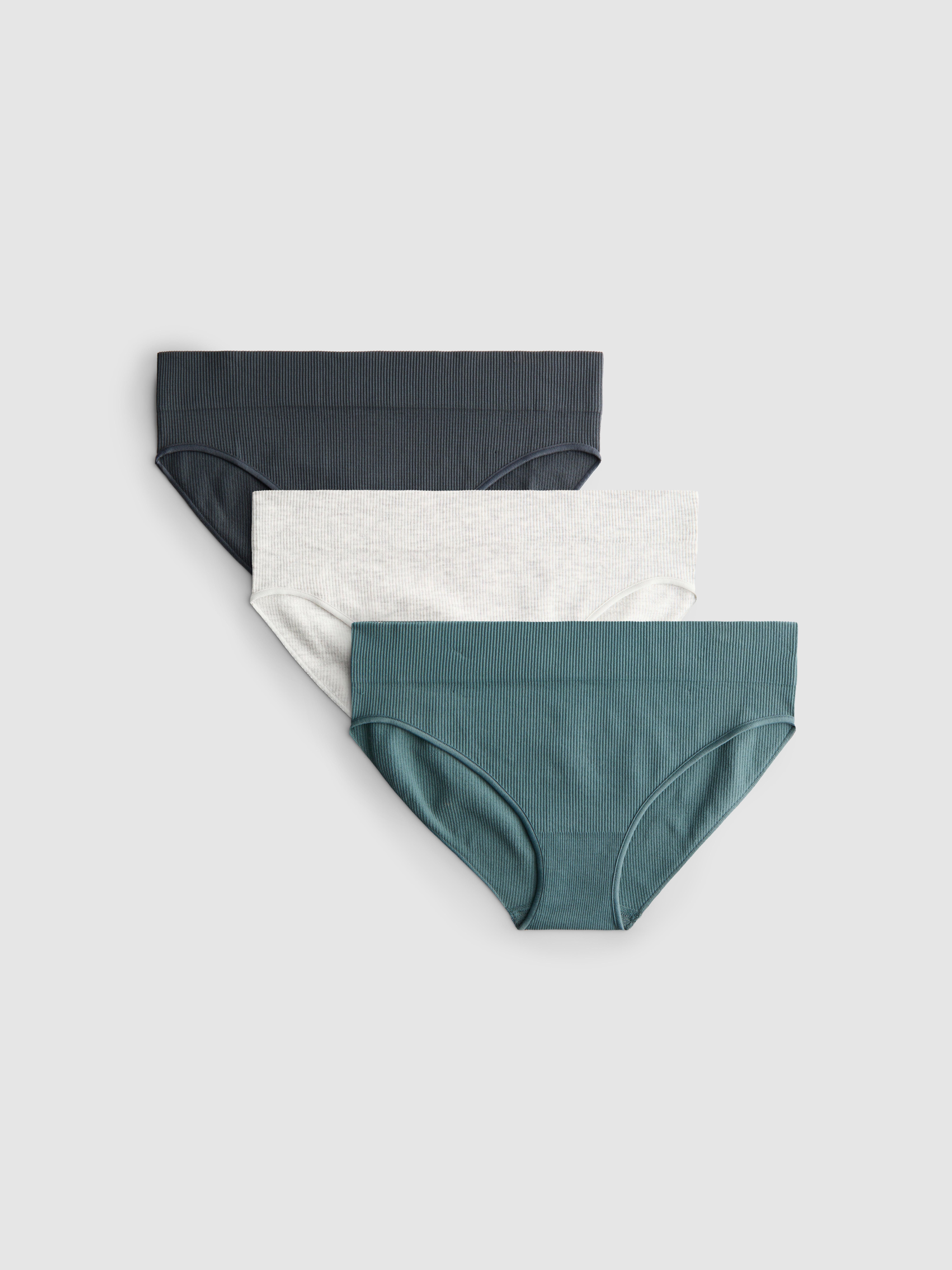 3 žebrované minikalhotky