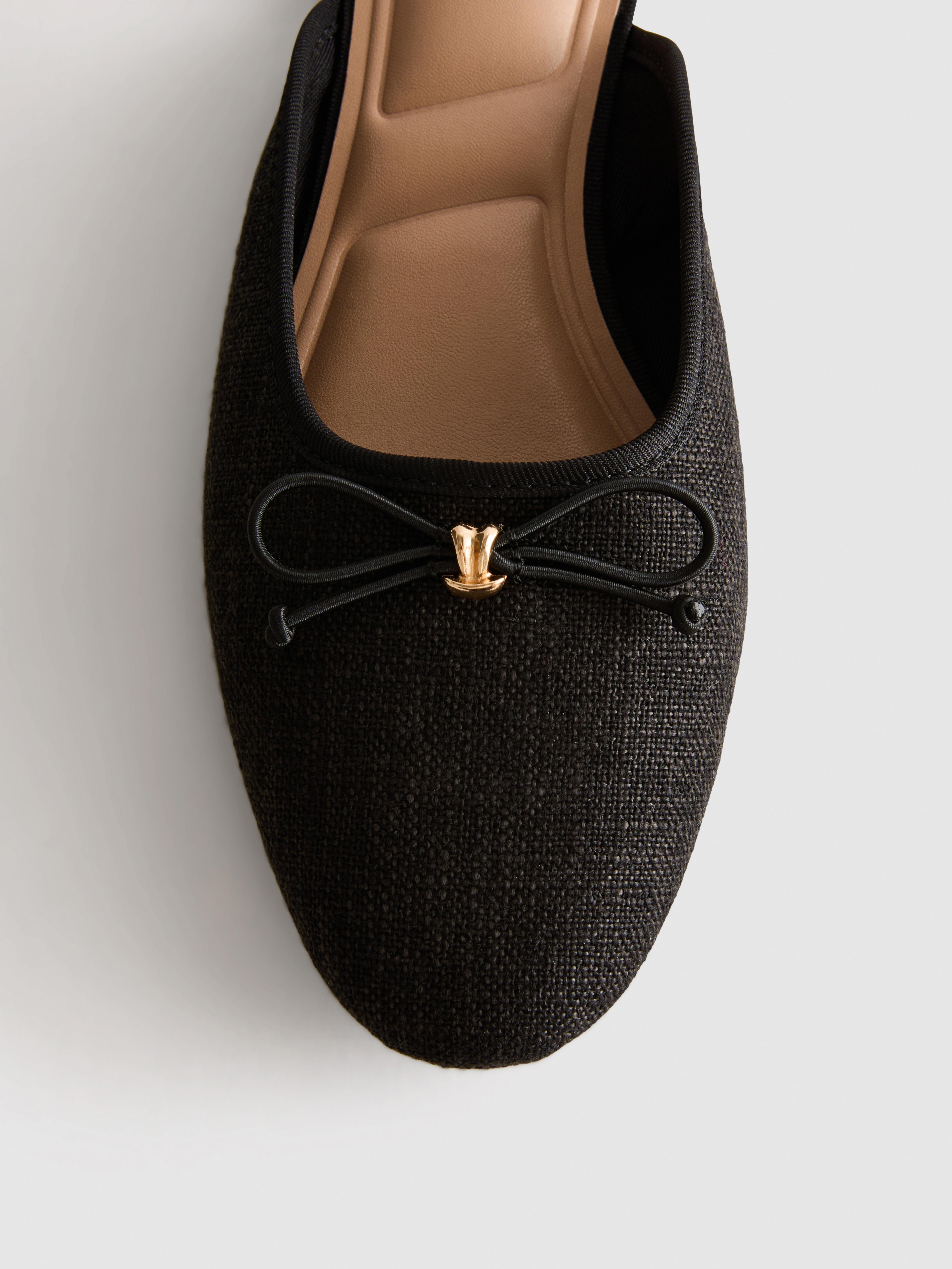 Slip-on Con Fiocco: Eleganza Comoda Per Festa O Un Giorno Speciale!