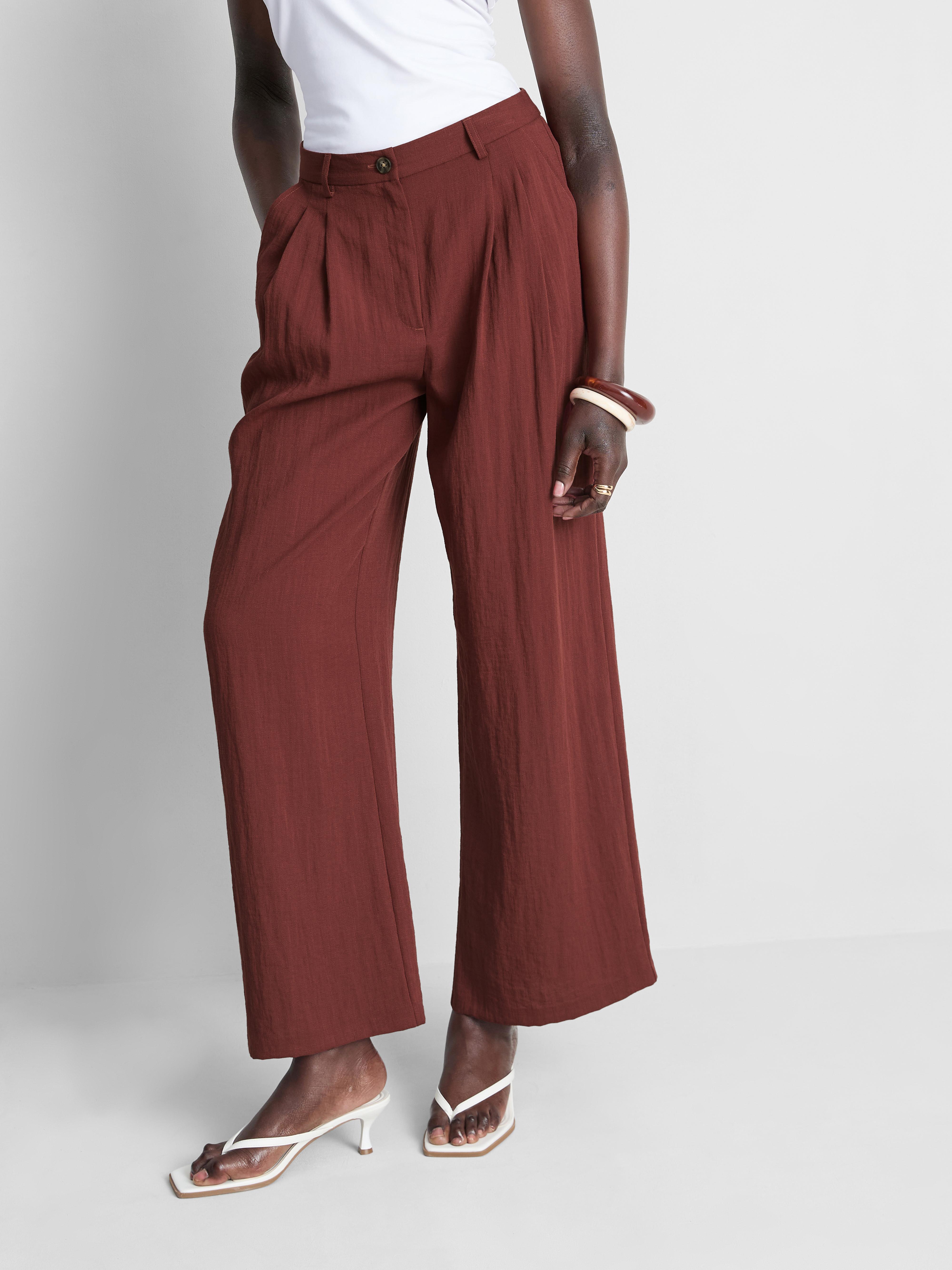 Textured Slouchy Mid Rise Trousers