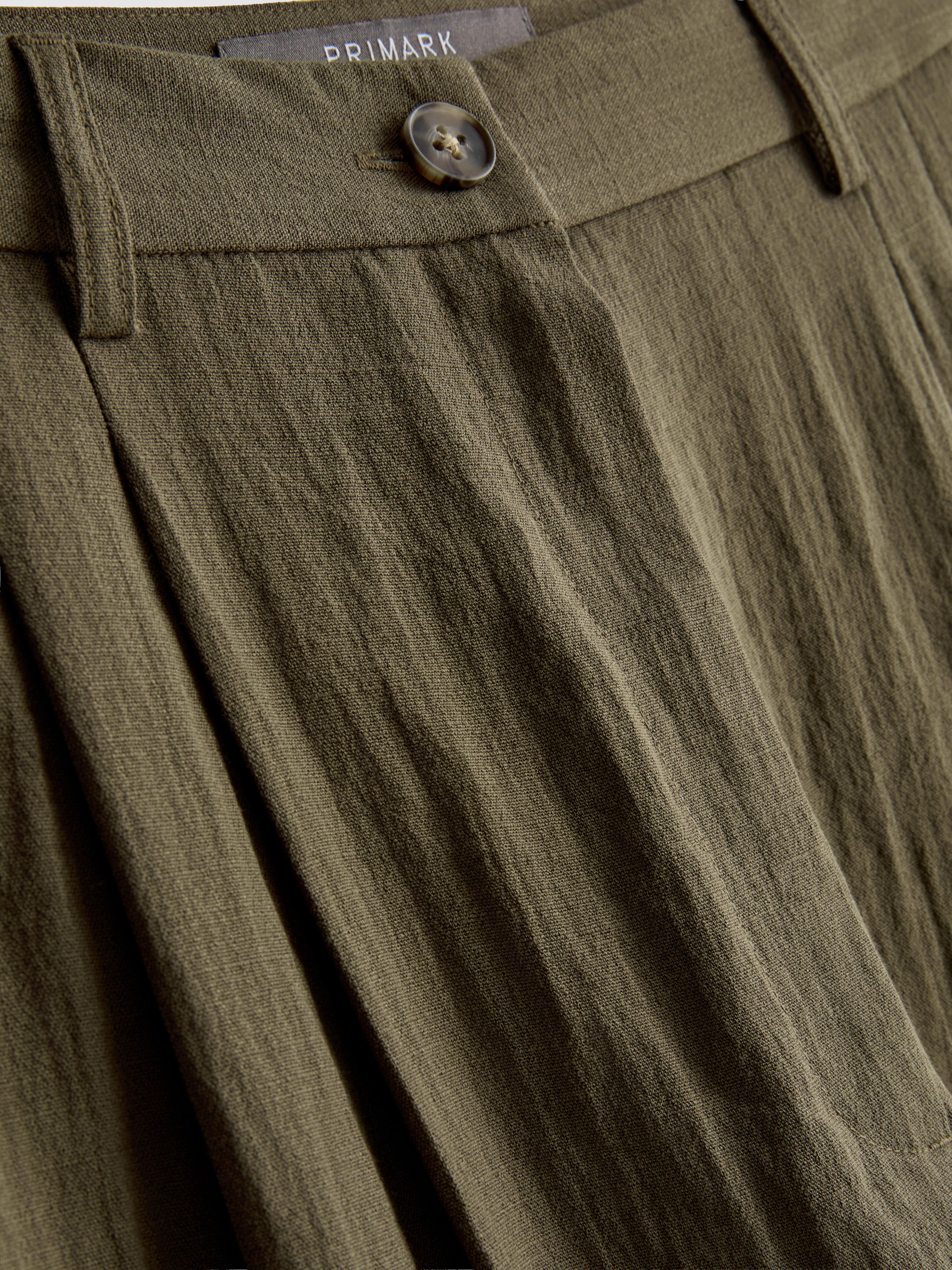 Textured Slouchy Mid-Rise Pants