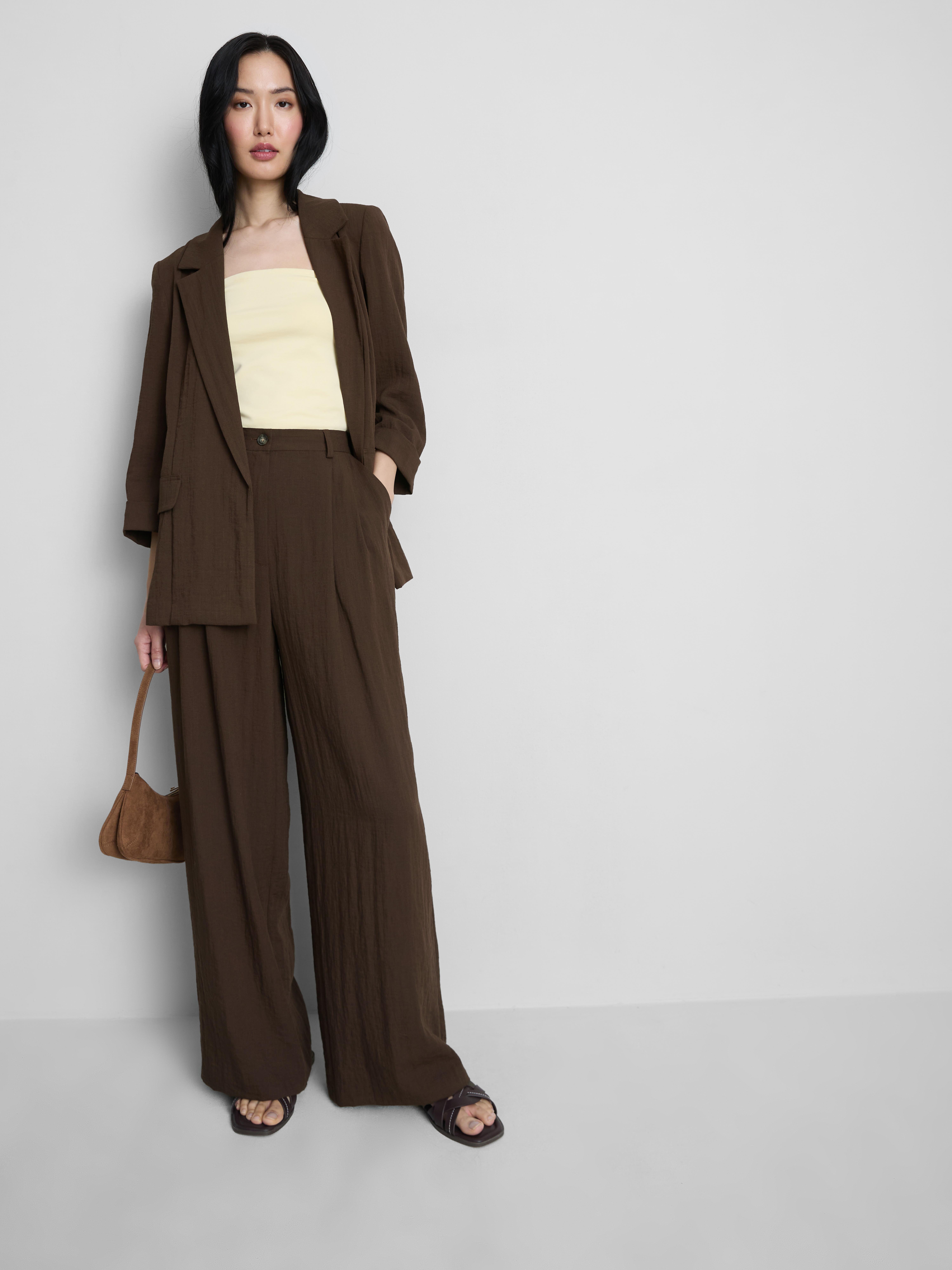 Textured Slouchy Mid Rise Trousers