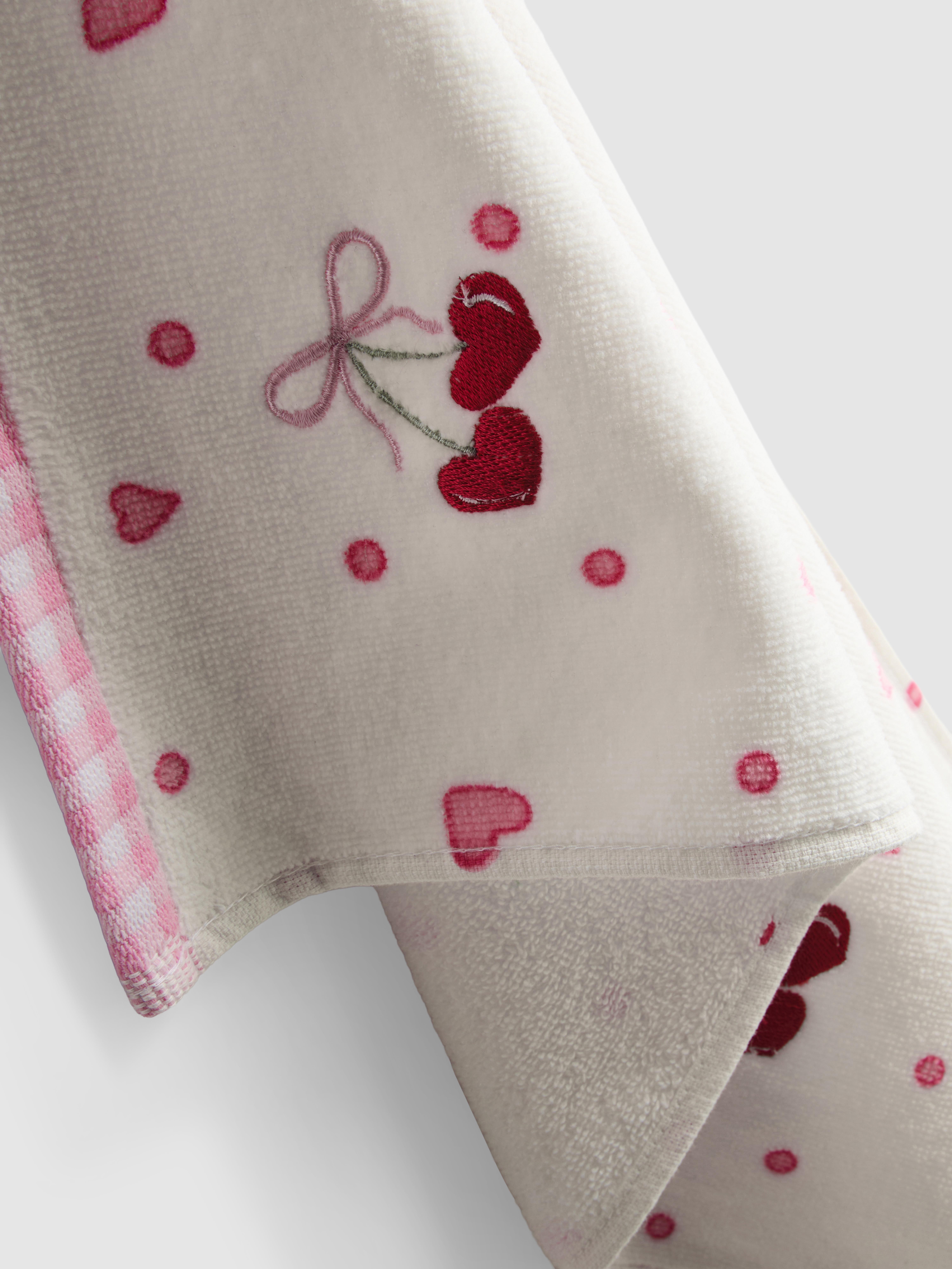 Toalla de mano con corazones y cerezas