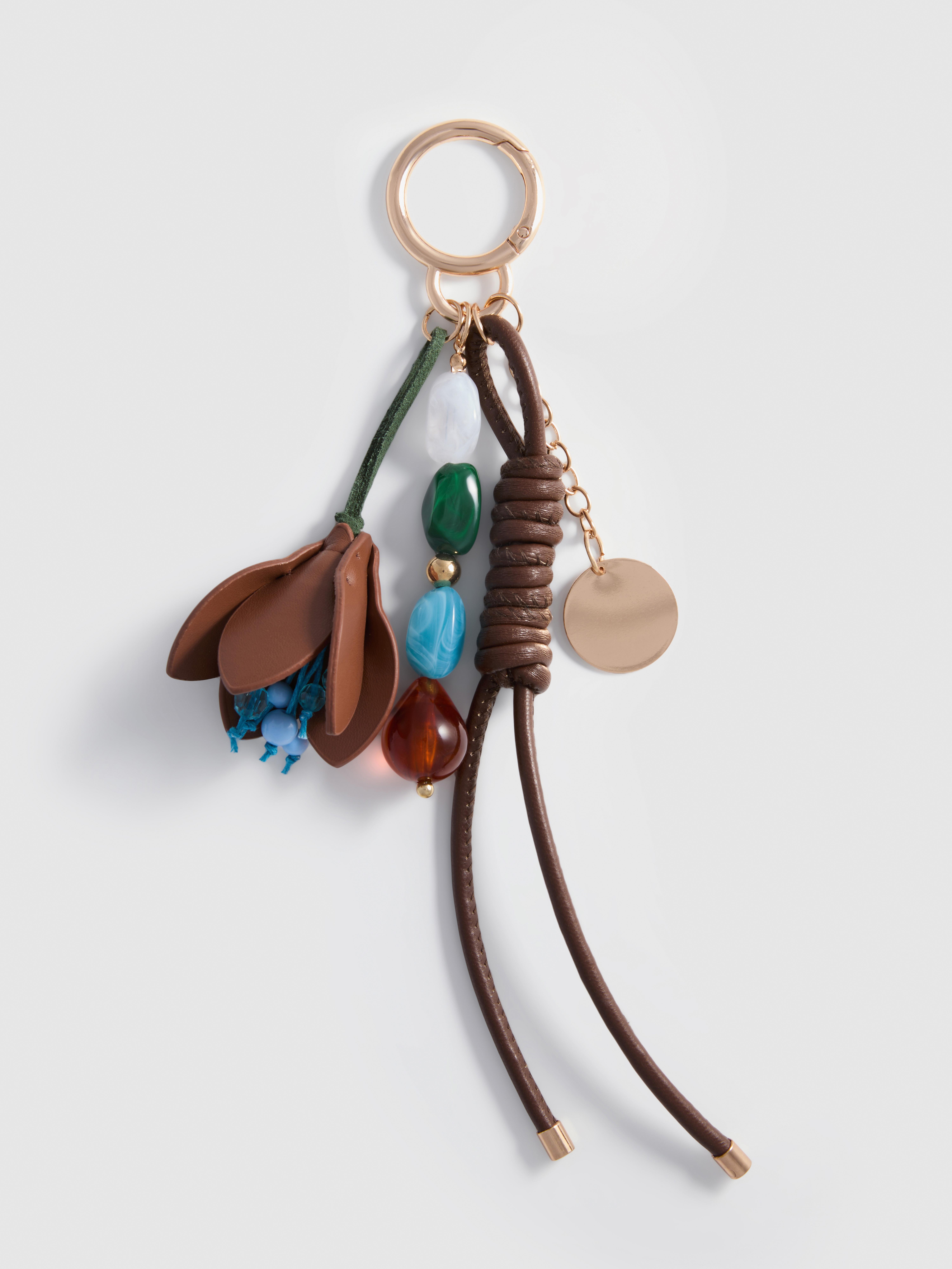 Sleutelhanger met bloembedel