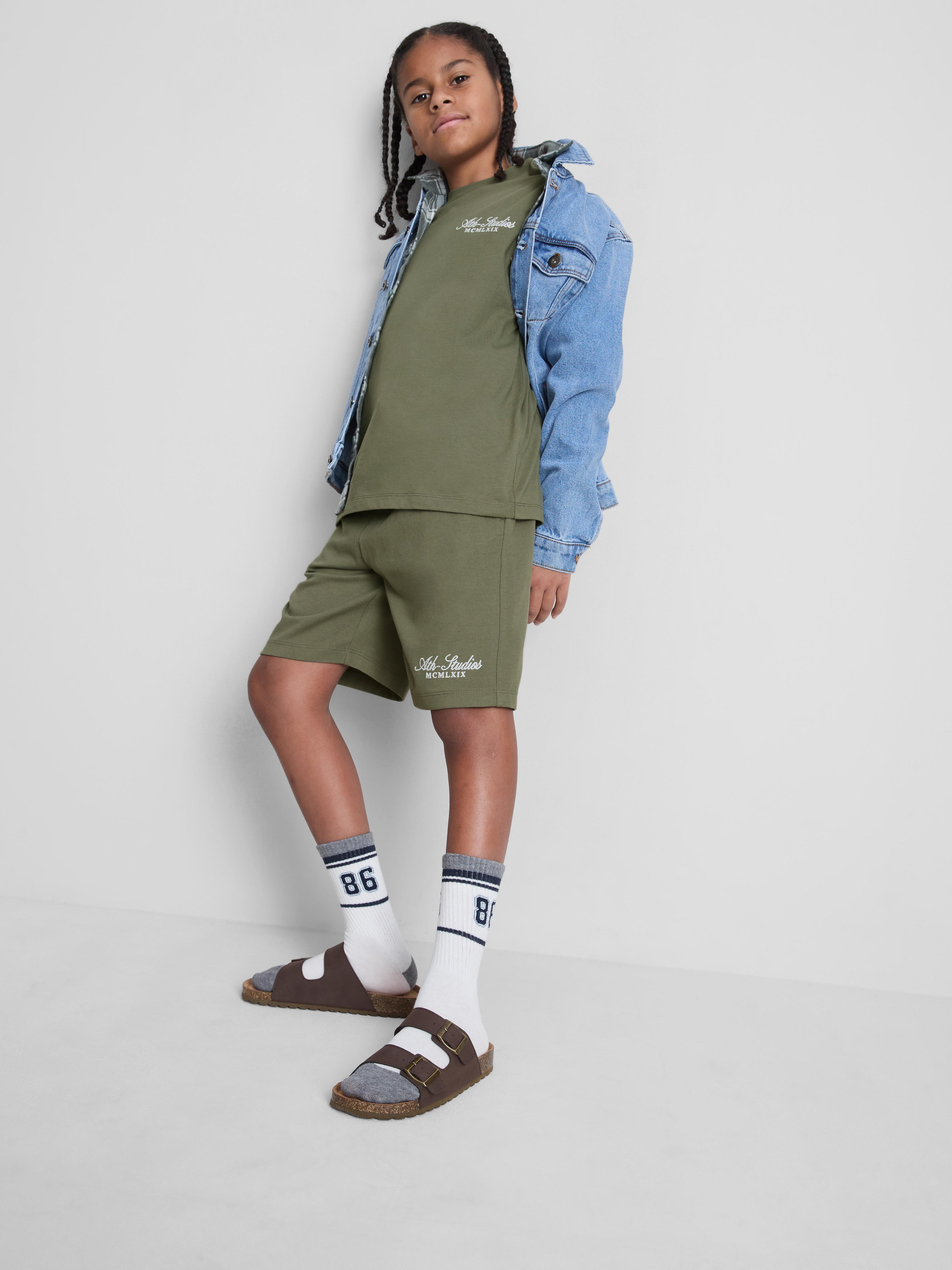 7-15yrs | Embroidered T-Shirt and Shorts Set