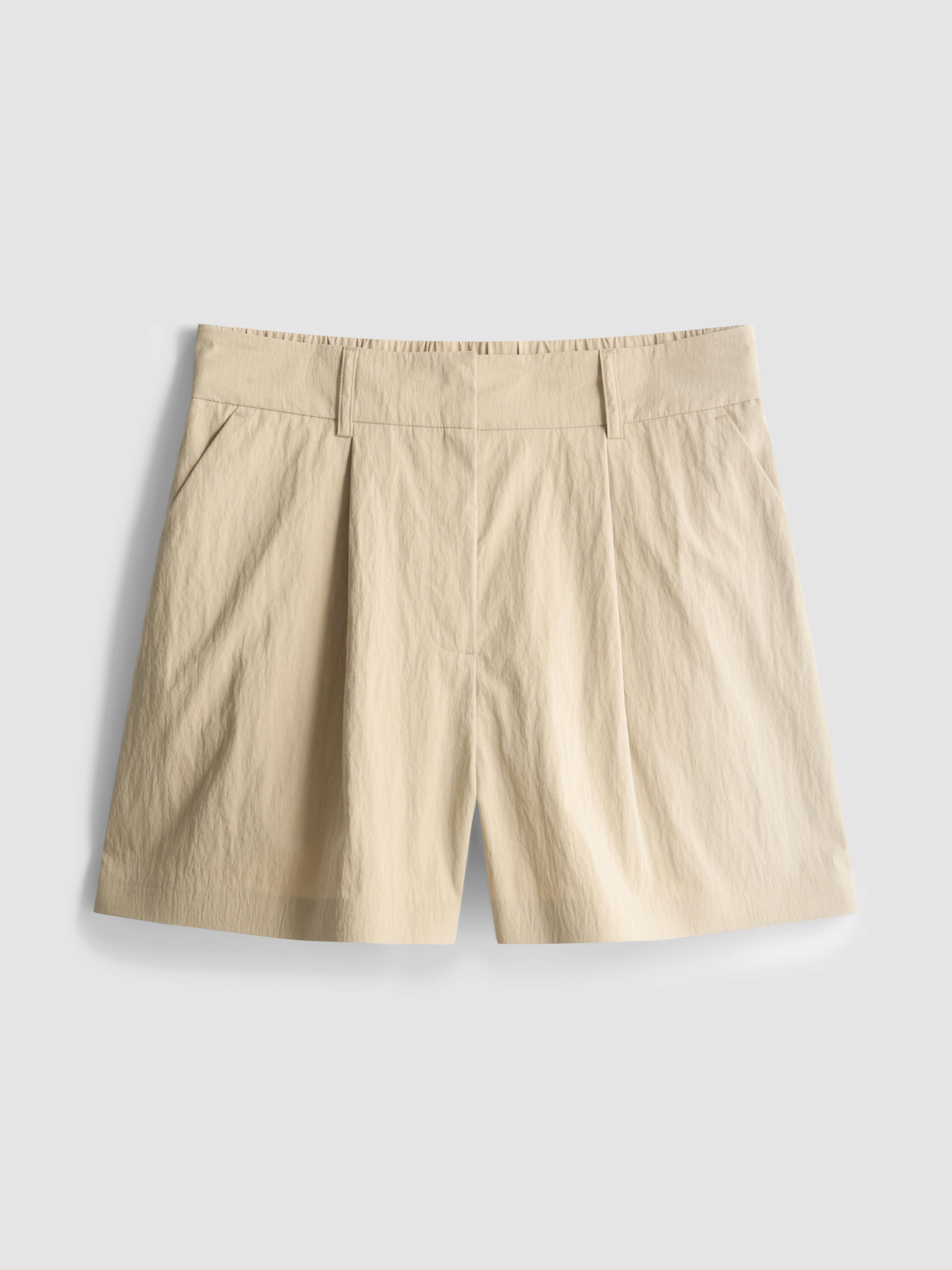 Pantalones cortos tipo bermuda de talle alto