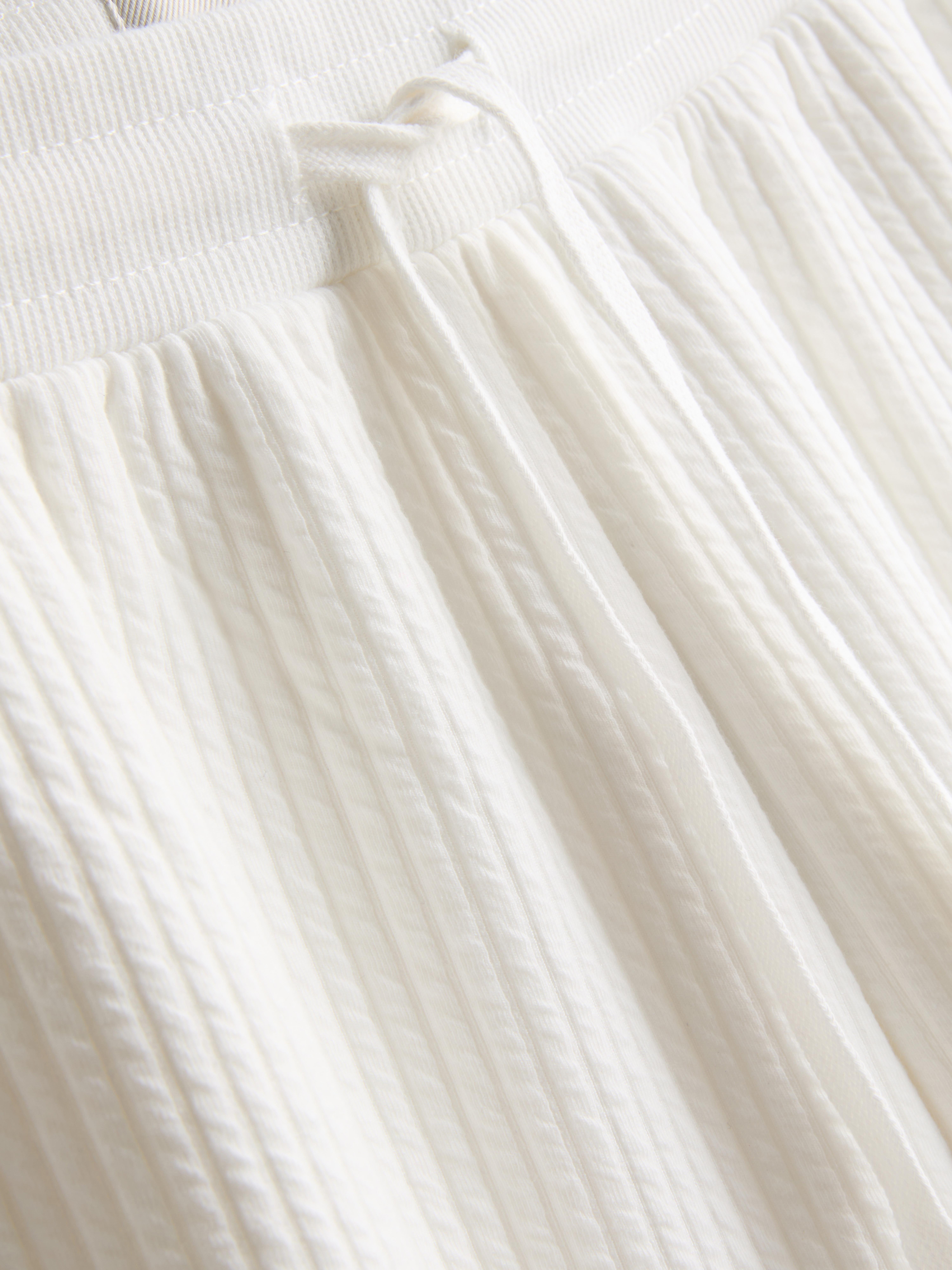 Textured Drawstring Shorts