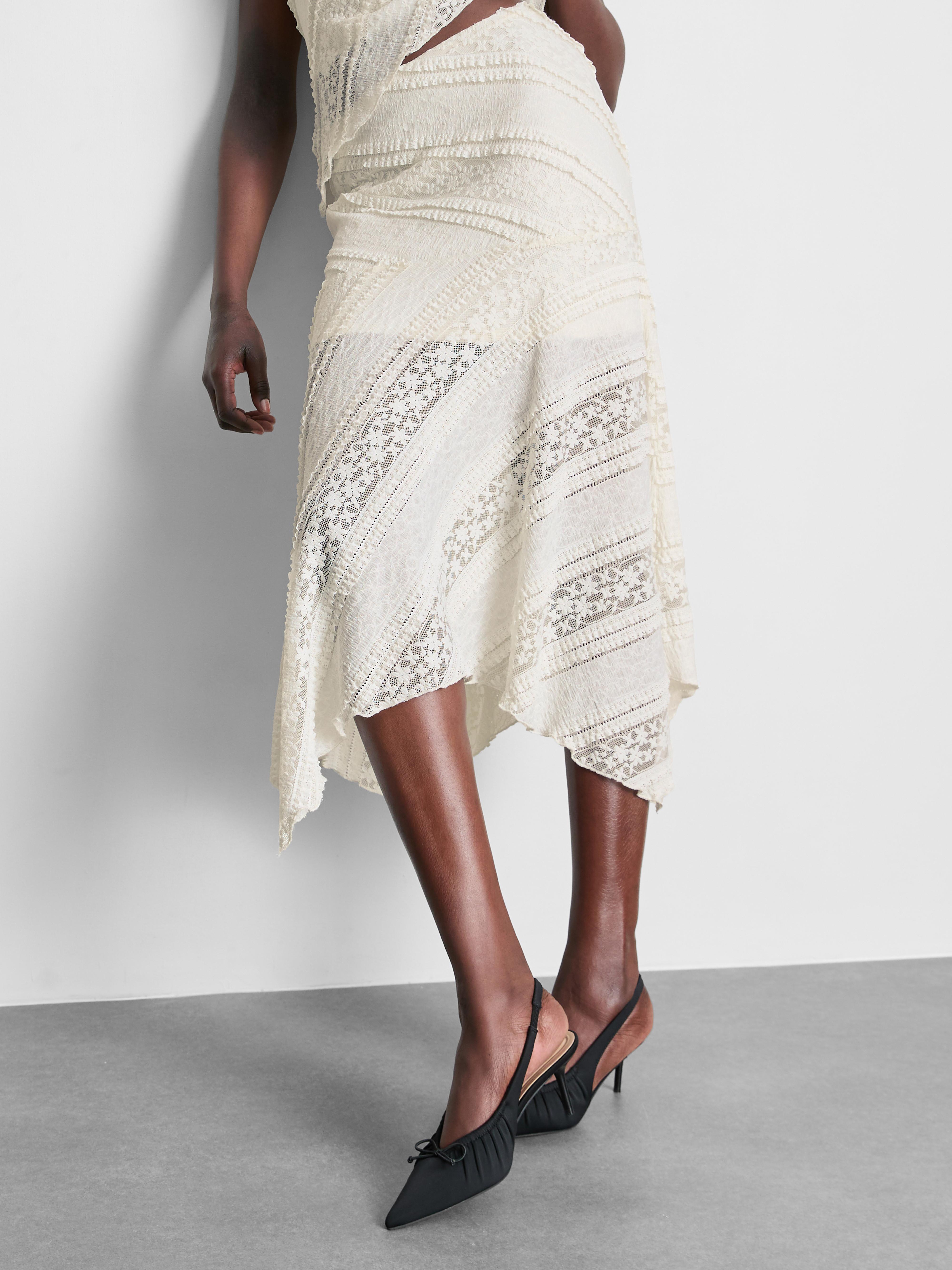 Asymmetric Hem Lace Skirt