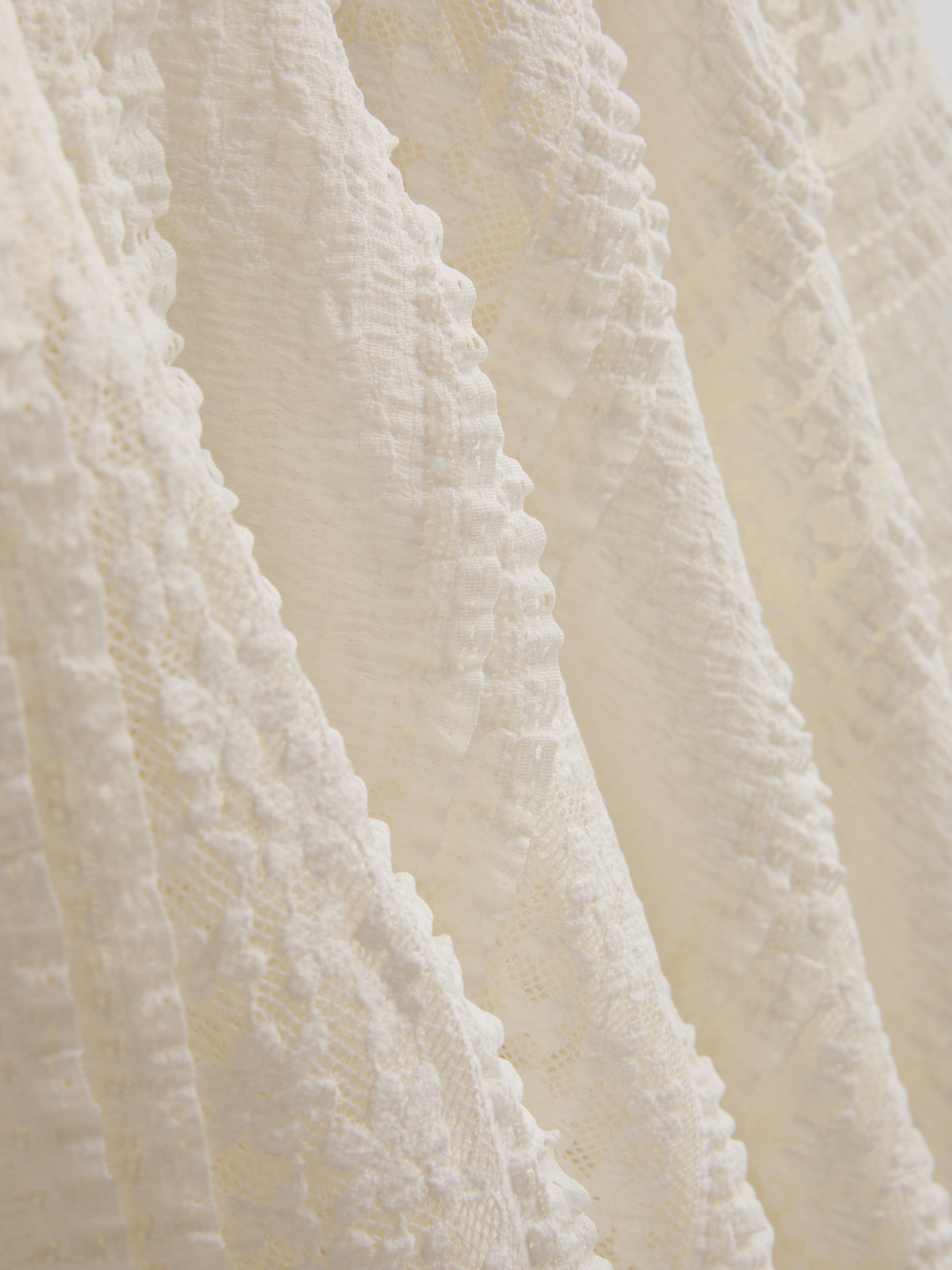 Asymmetric Hem Lace Skirt