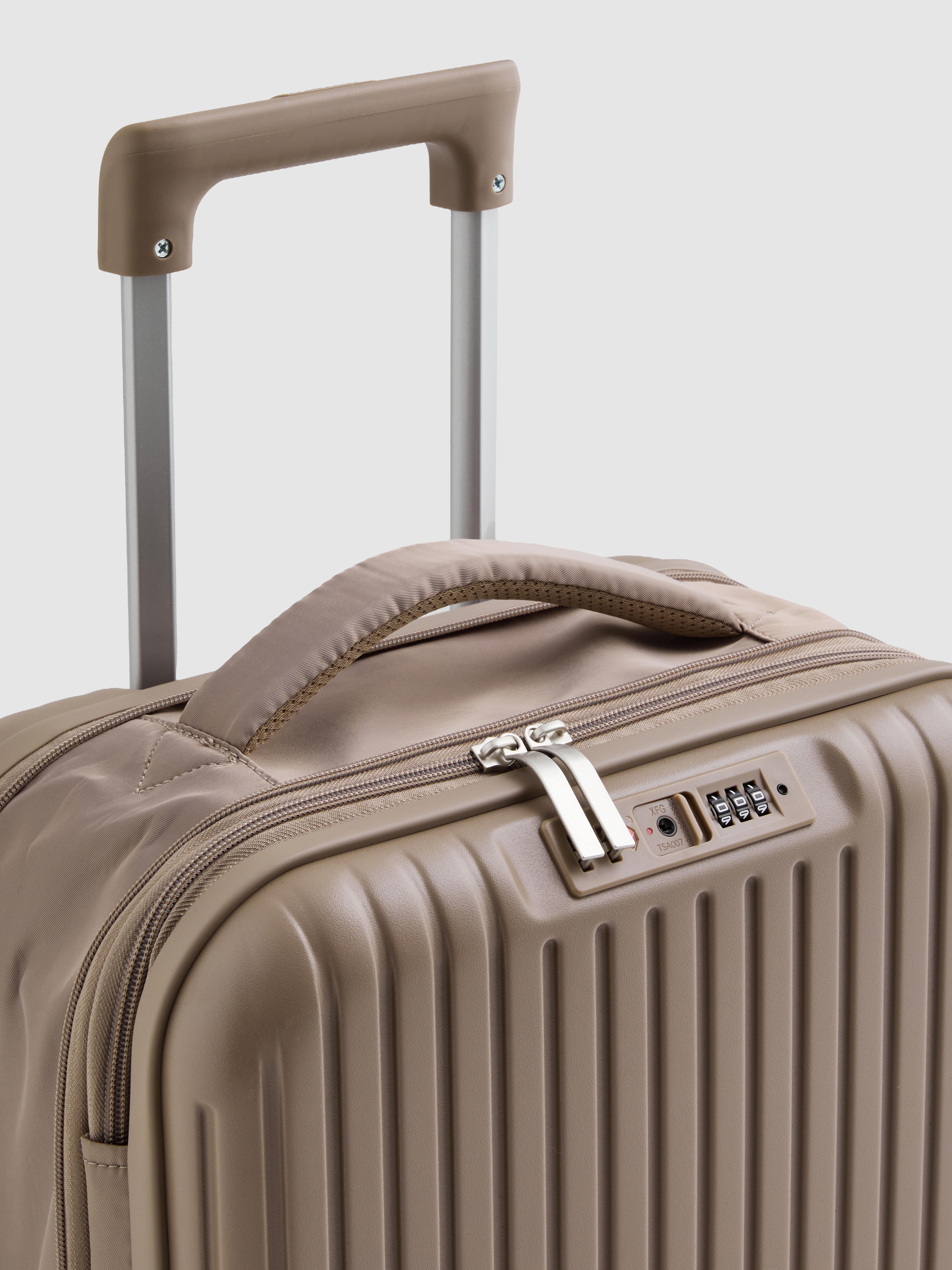 Kleiner, erweiterbarer Hartschalenkoffer