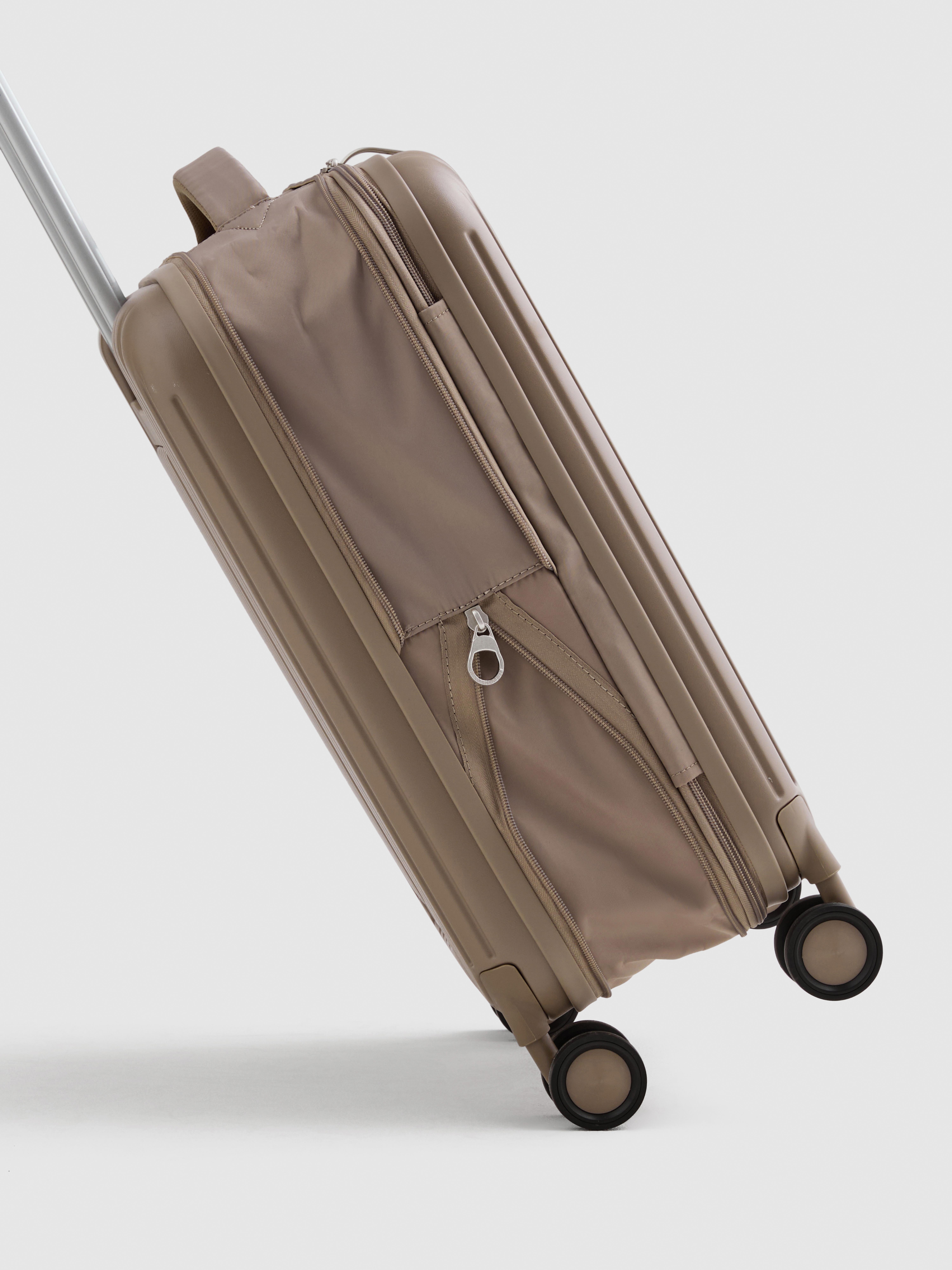 Kleiner, erweiterbarer Hartschalenkoffer