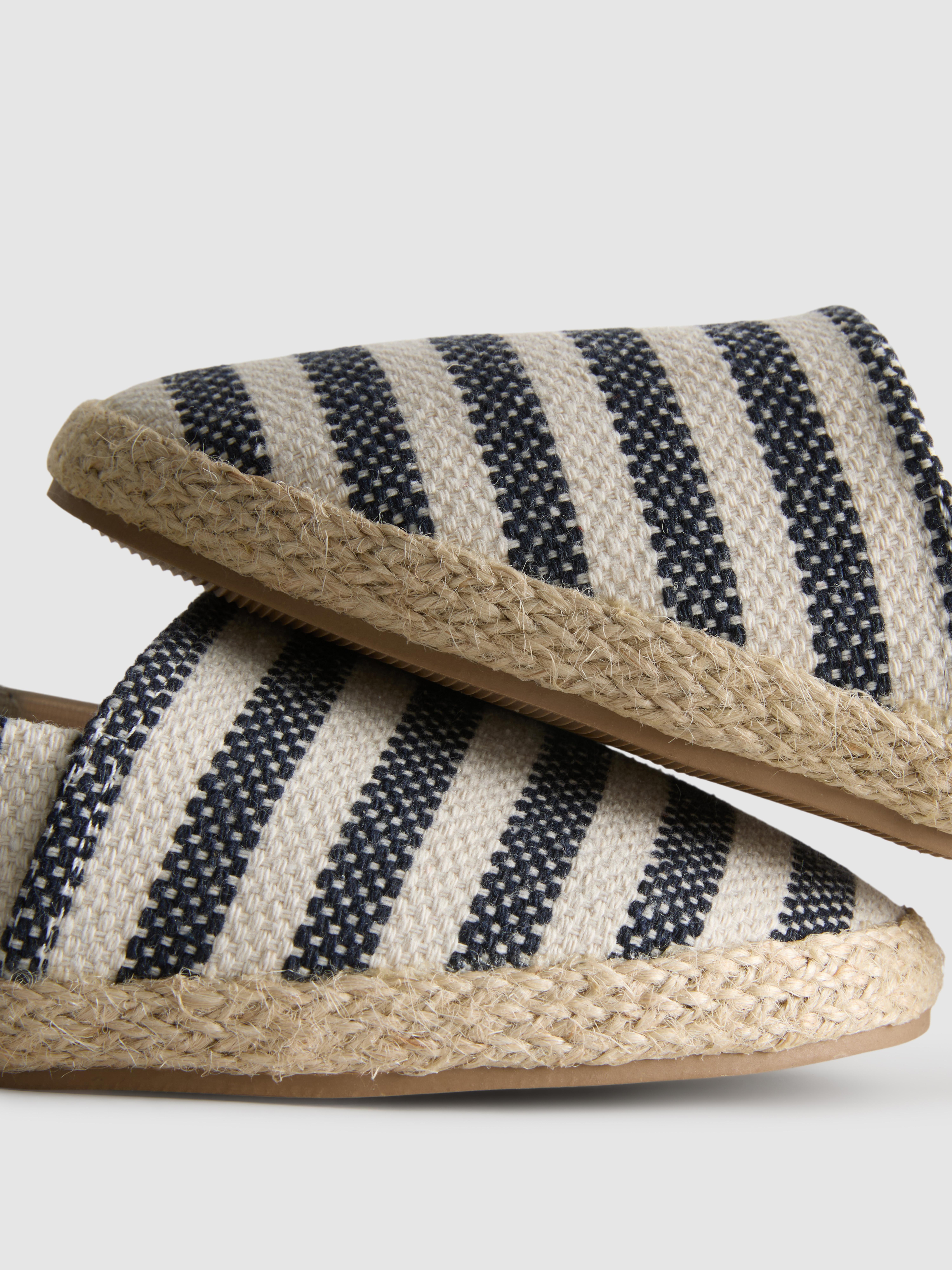 Espadrilles