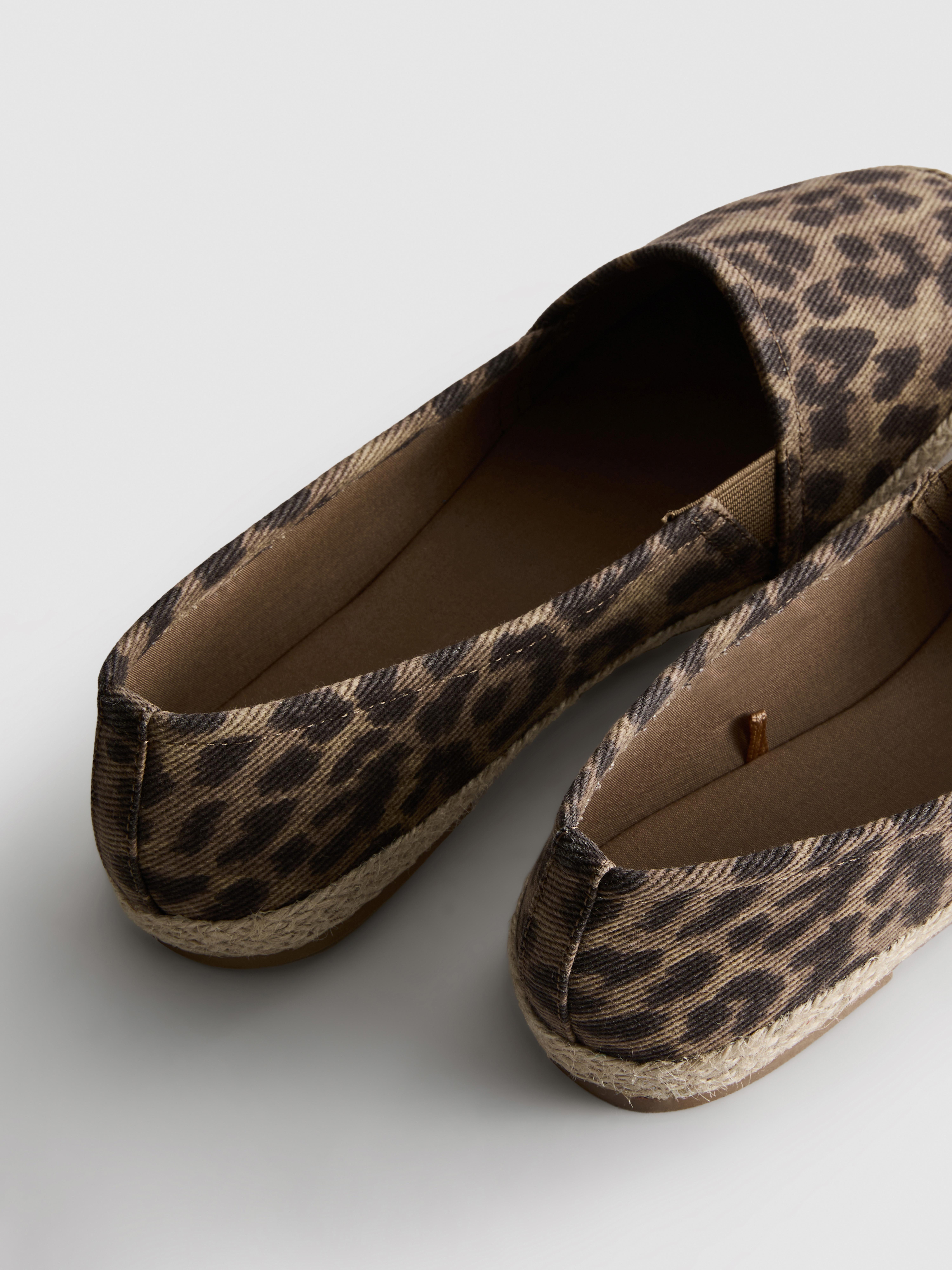 Espadrilles