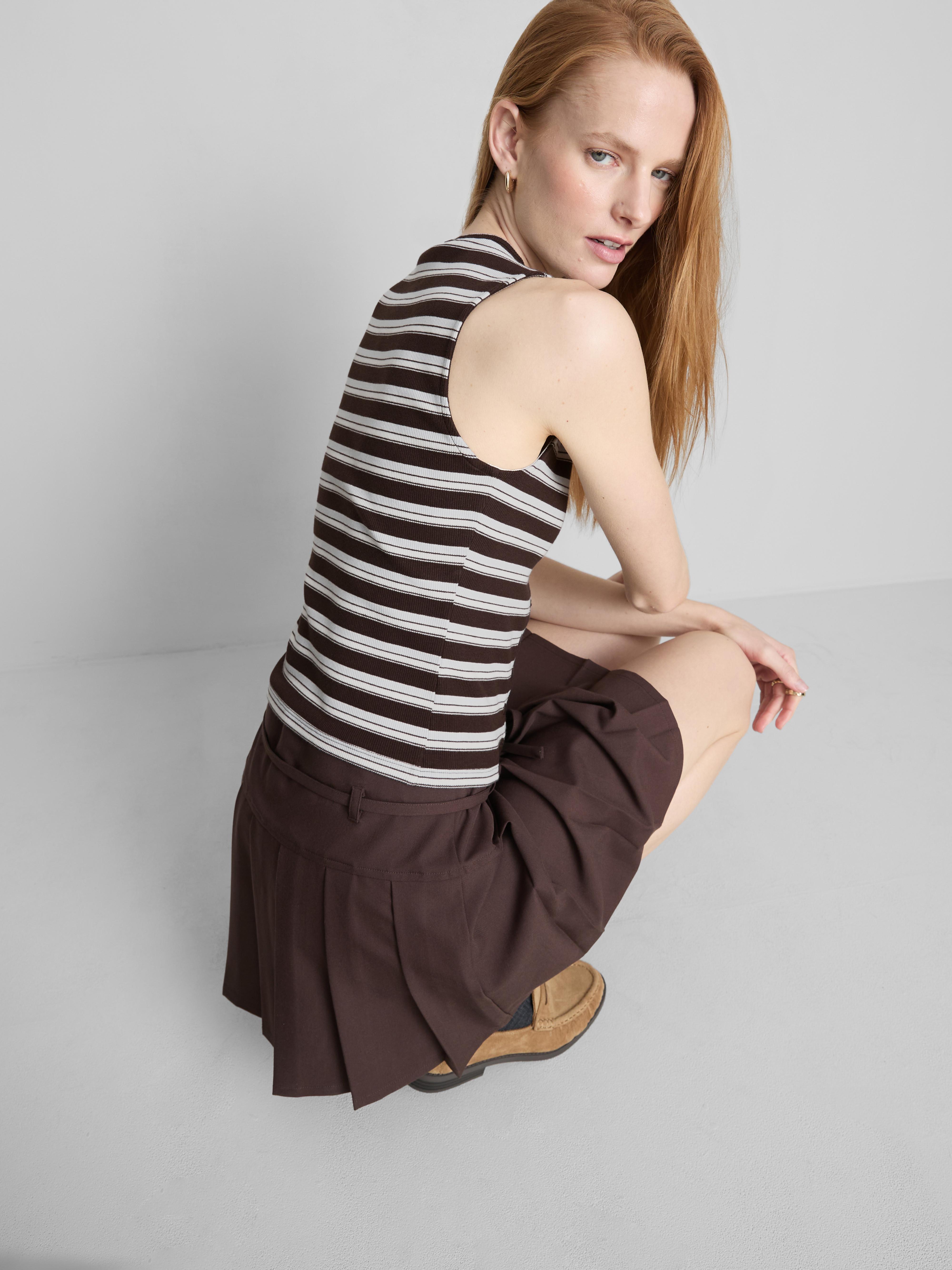 Tanktop mit hohem Baumwollanteil und Knopfle