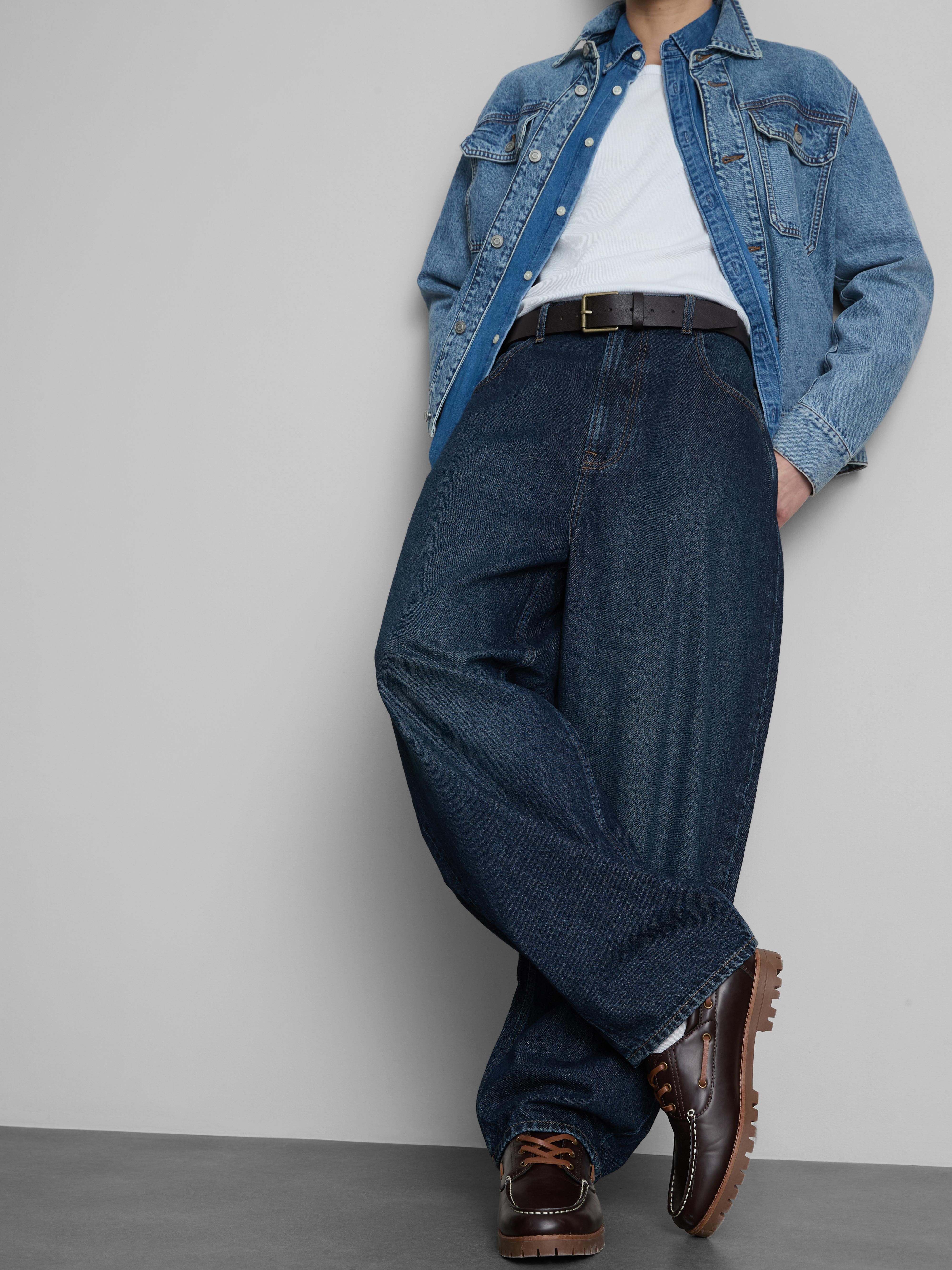Mid-Rise Barrel Jeans