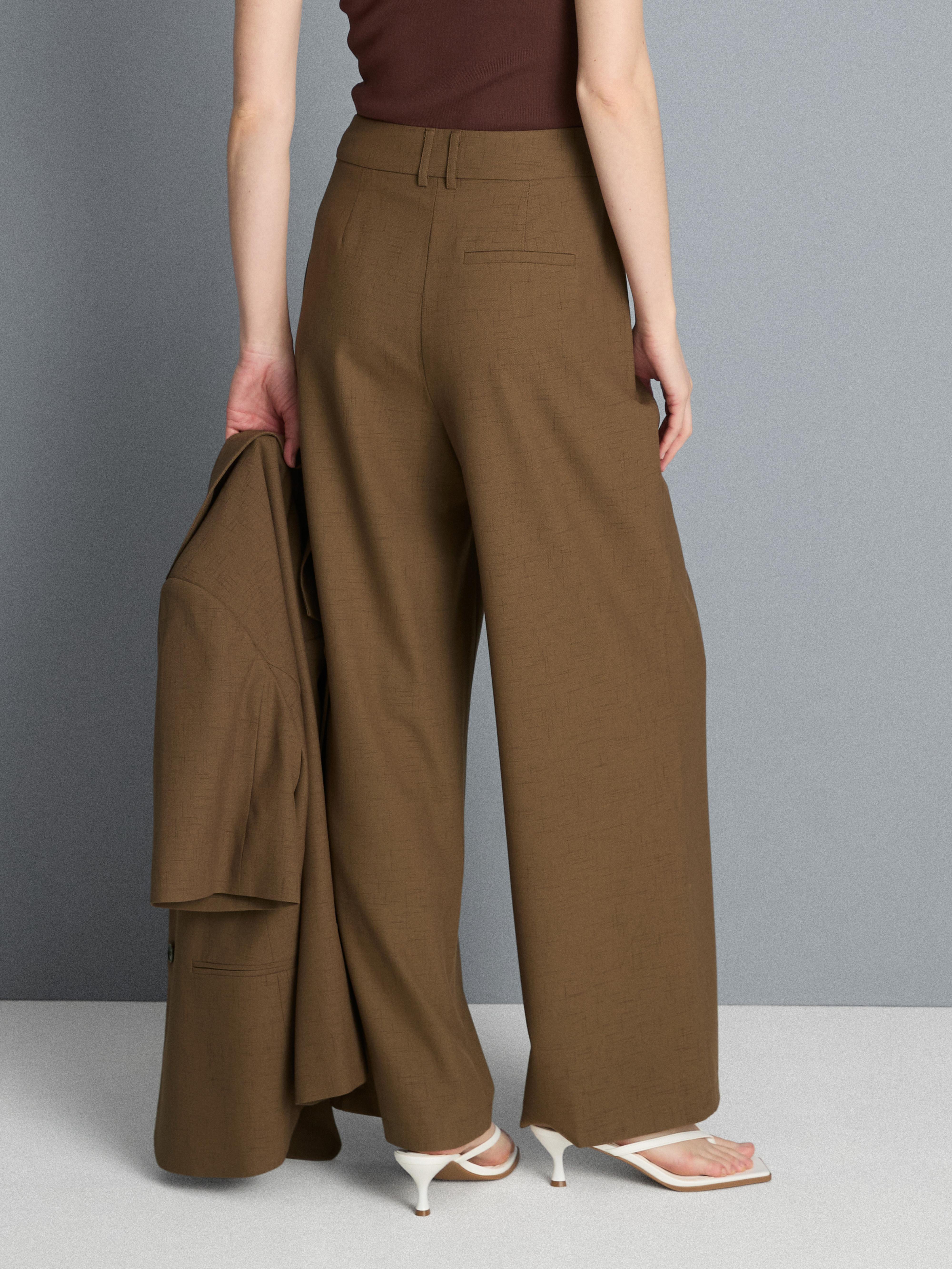 Pantaloni a vita media pieghettati