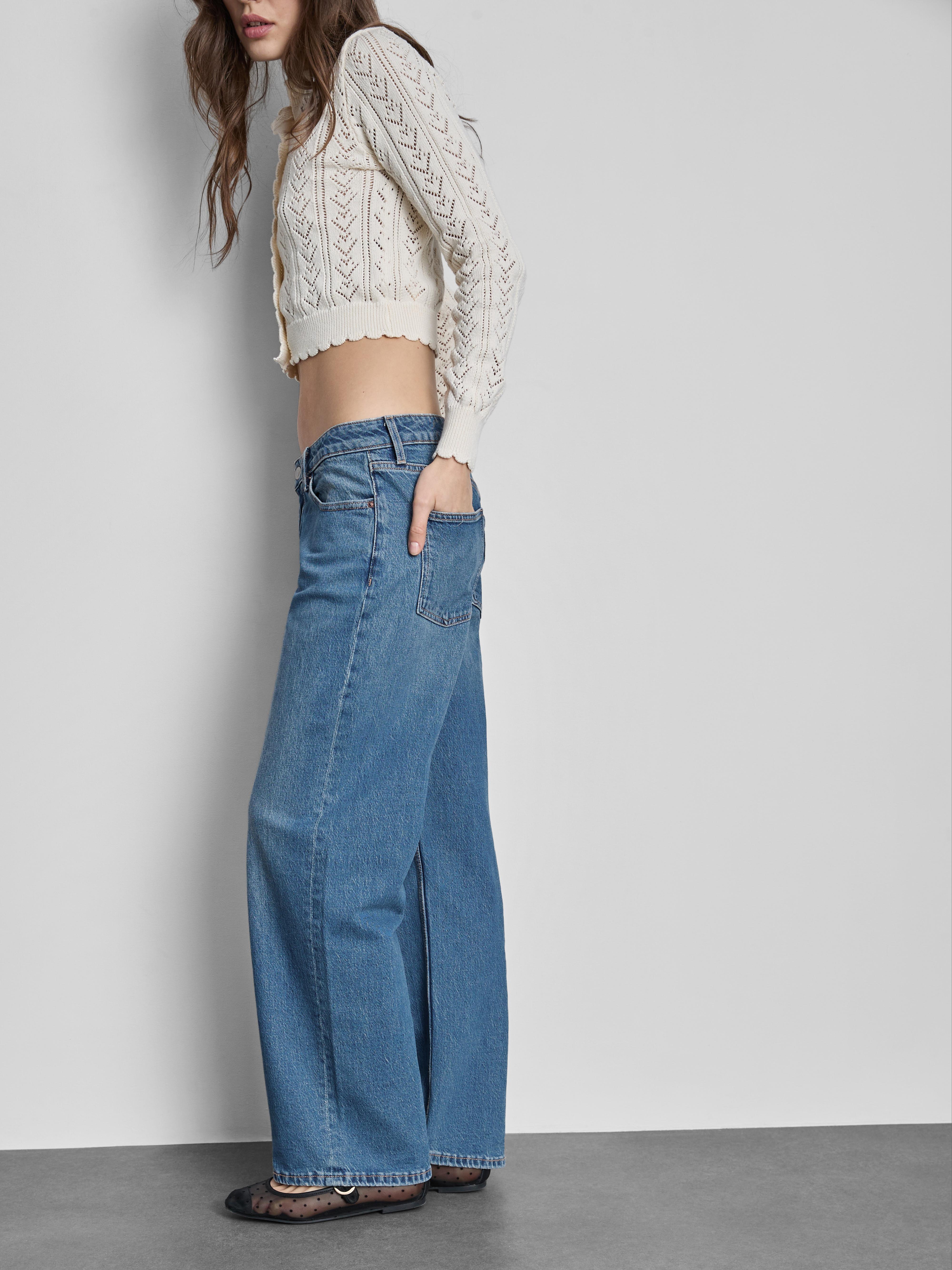 Džíny s rovnými nohavicemi a nízkým pasem