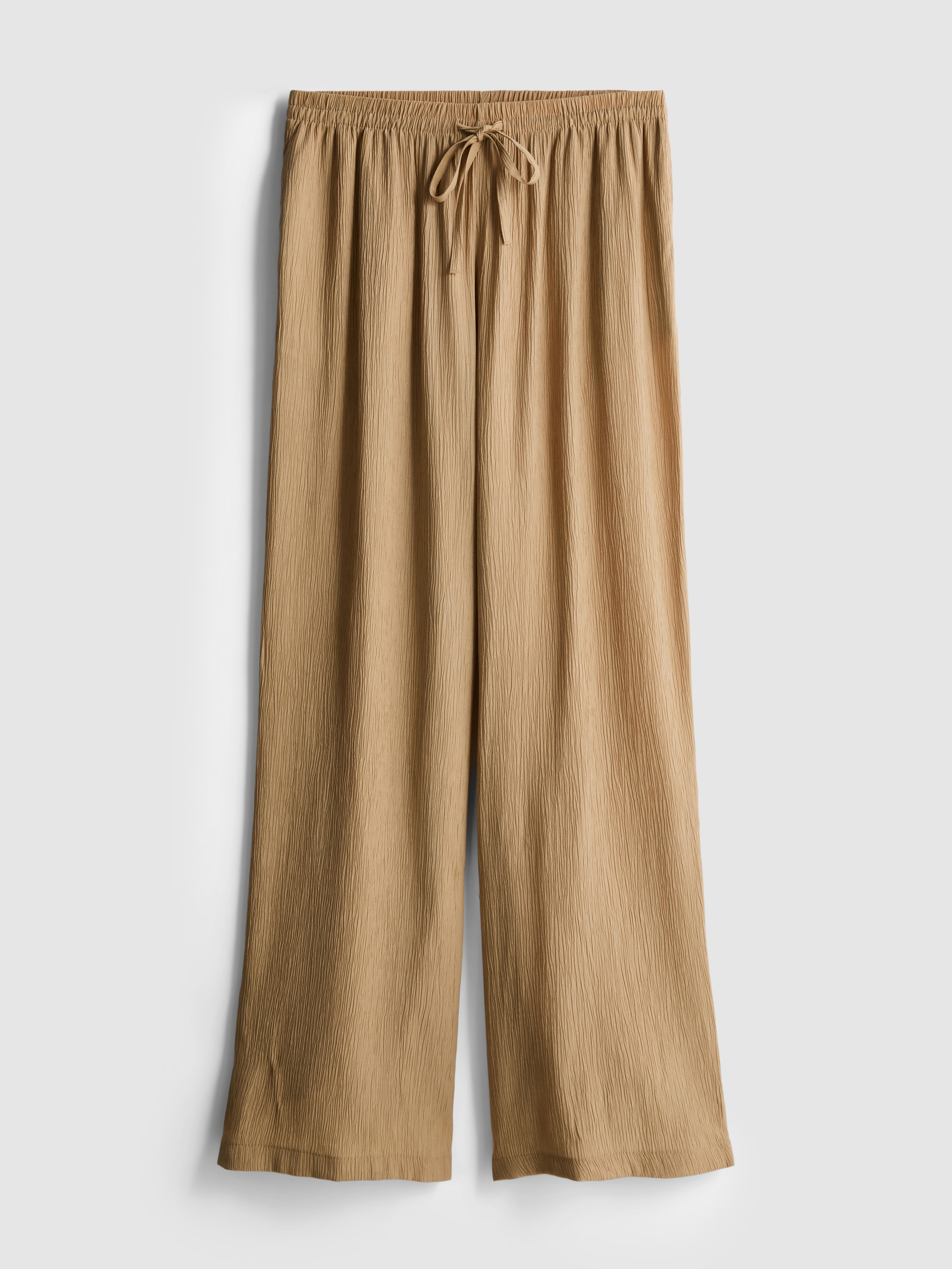 Pantaloni largi din material creponat